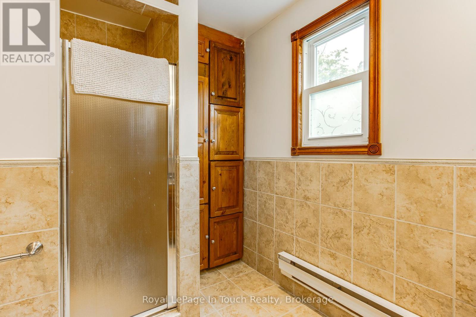 349 Balm Beach Road W, Tiny, Ontario  L0L 2J0 - Photo 17 - S12732976