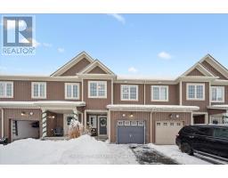 73 COURTNEY STREET, centre wellington (fergus), Ontario