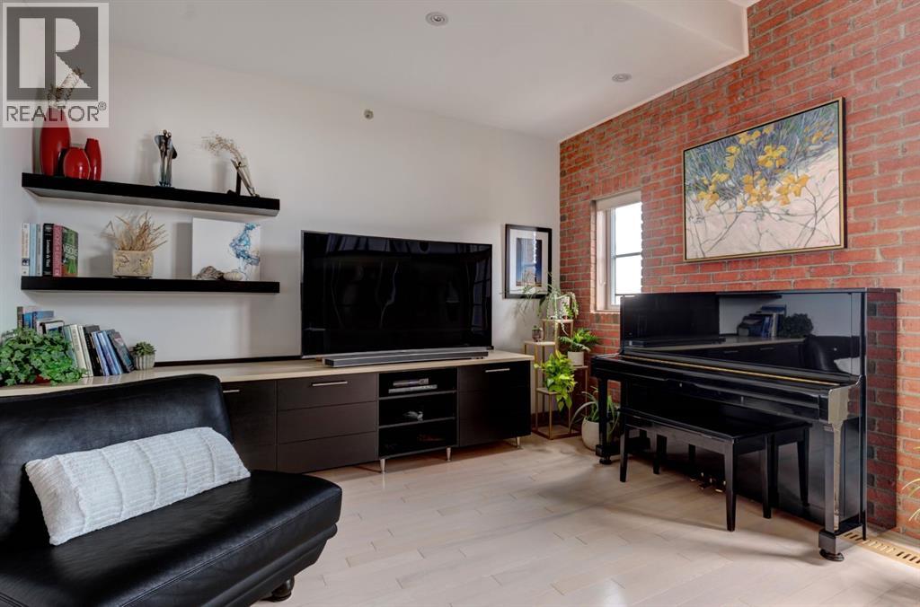 416 Aspen Meadows Hill Sw, Calgary, Alberta  T3H 0G3 - Photo 5 - A2281964