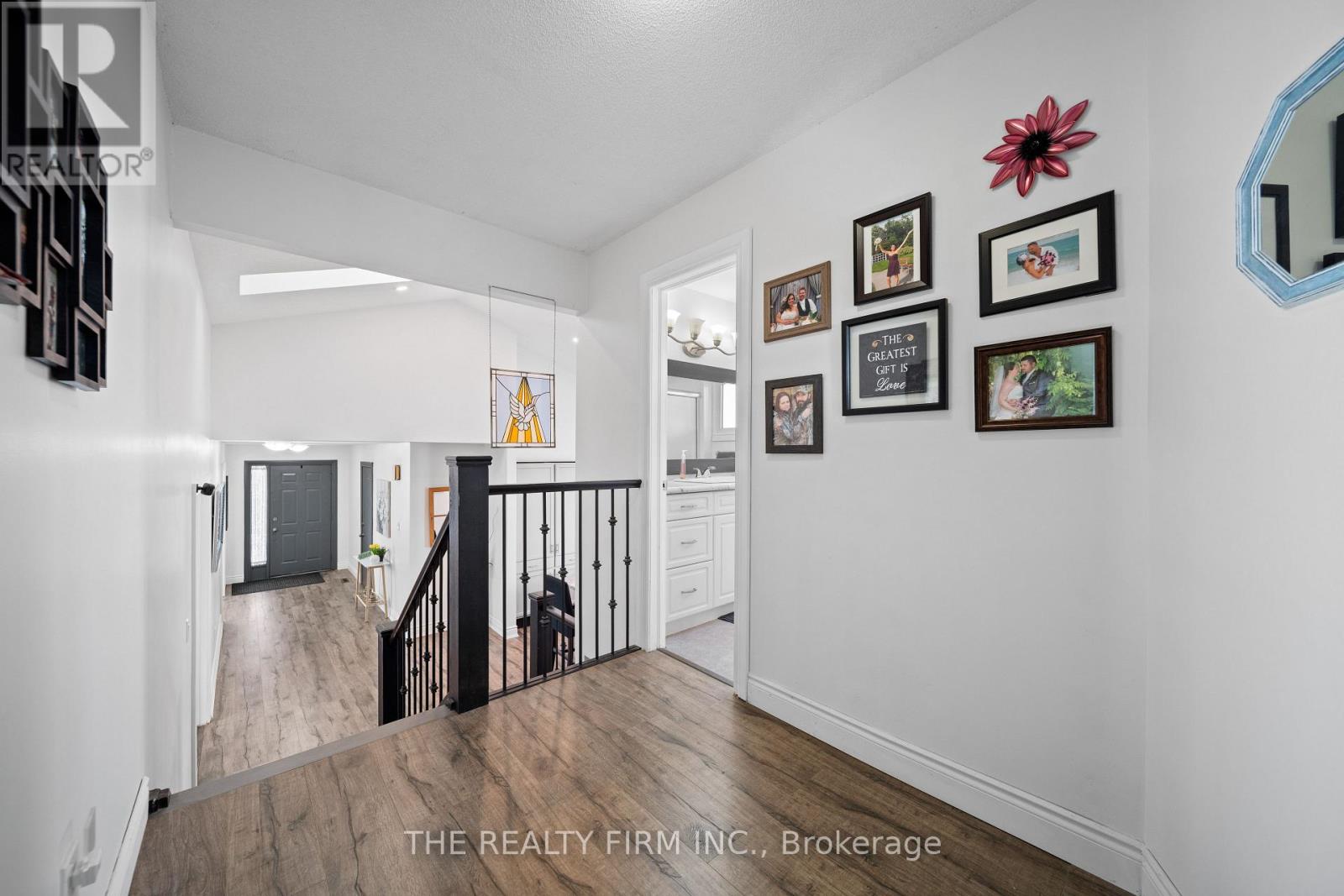 16 Classic Crescent, London East, Ontario  N5W 5T8 - Photo 18 - X12732838