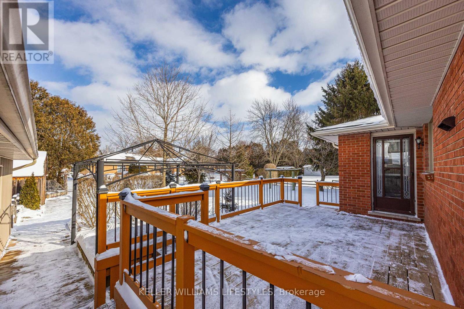 8 East Williams Street, North Middlesex, Ontario  N0M 1A0 - Photo 35 - X12732950