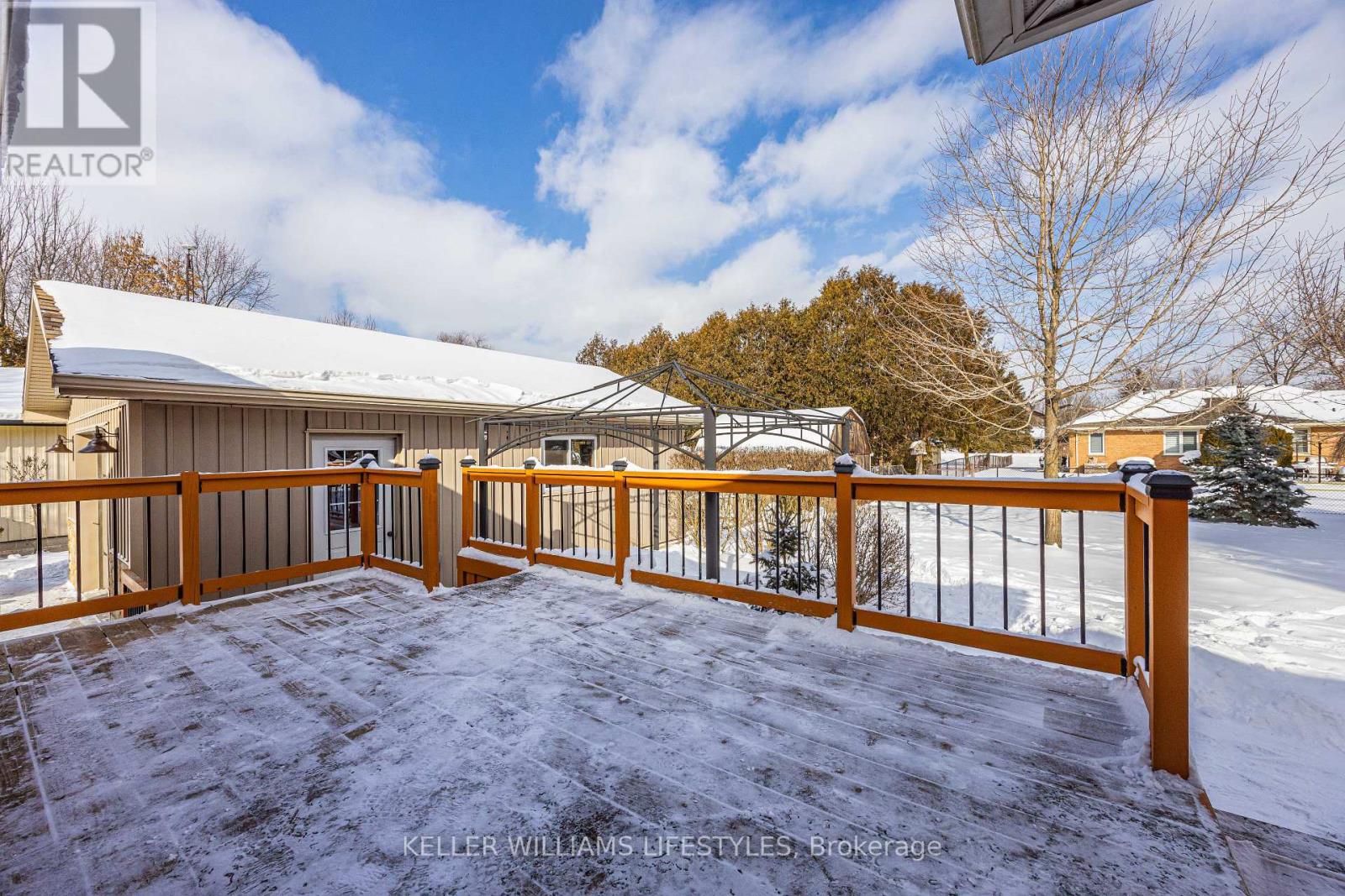 8 East Williams Street, North Middlesex, Ontario  N0M 1A0 - Photo 36 - X12732950