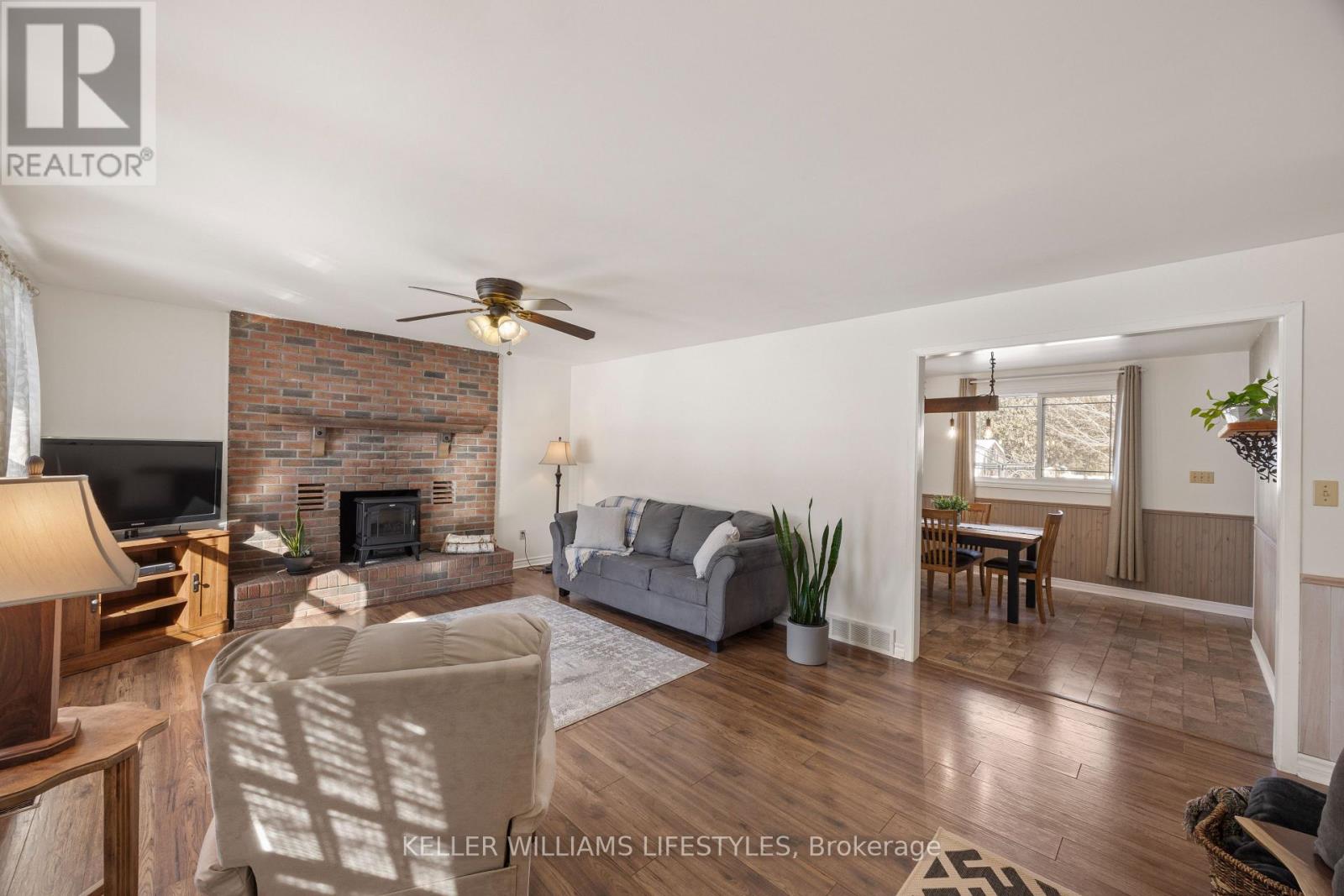 8 East Williams Street, North Middlesex, Ontario  N0M 1A0 - Photo 8 - X12732950