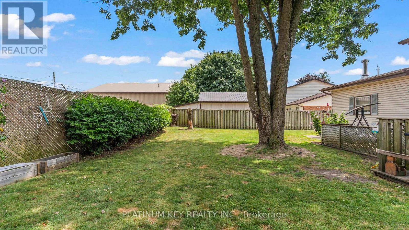 41 Queen Street, Strathroy-Caradoc, Ontario  N7G 2H5 - Photo 39 - X12732964