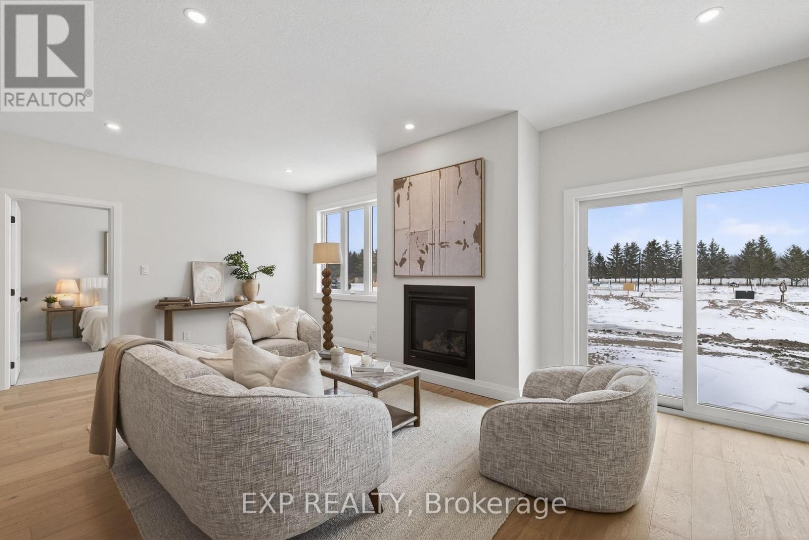 96 Dearing Street, South Huron, Ontario  N0M 1T0 - Photo 9 - X12732970