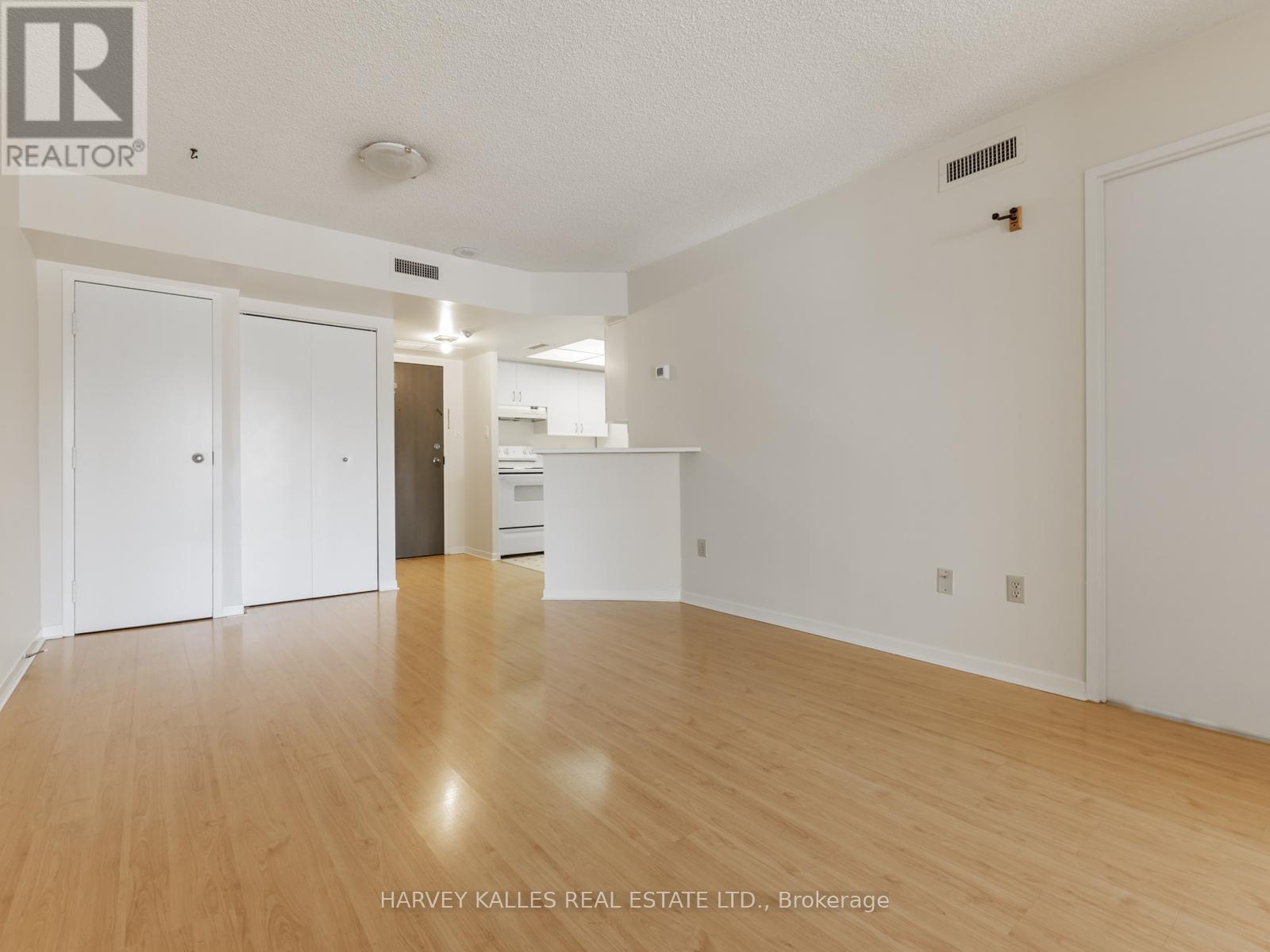 602 - 1001 Bay Street, Toronto, Ontario  M5S 3A6 - Photo 10 - C12732680