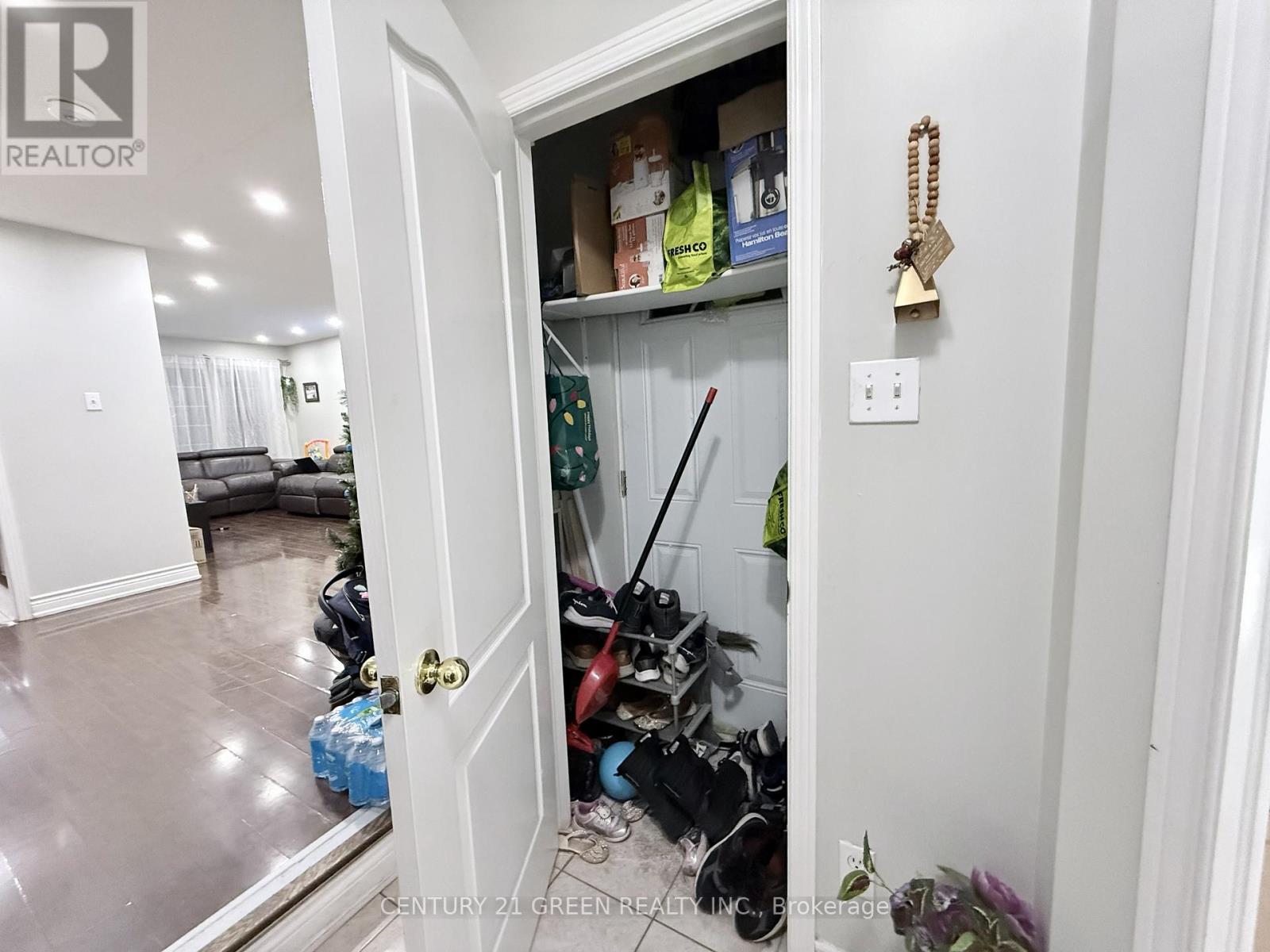 UPPER - 48 MONACO COURT, Brampton, Ontario