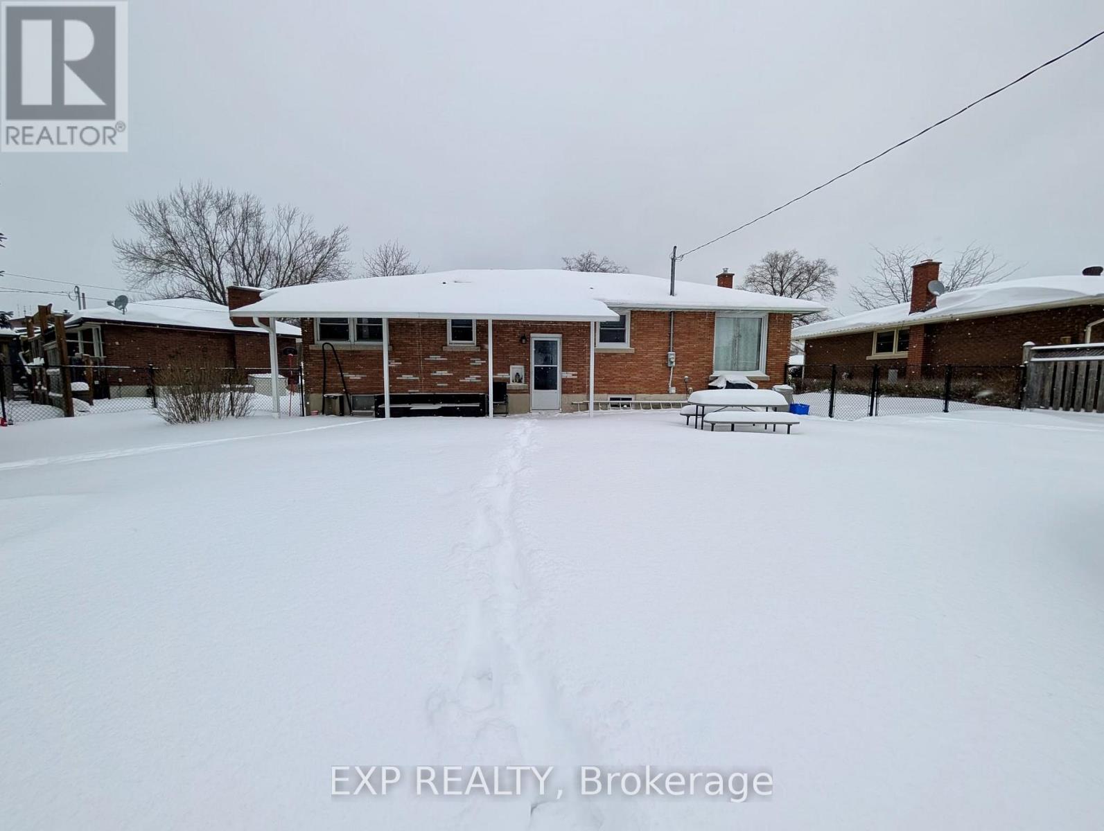 8857 Banting Avenue, Niagara Falls, Ontario  L2G 7A1 - Photo 10 - X12732882