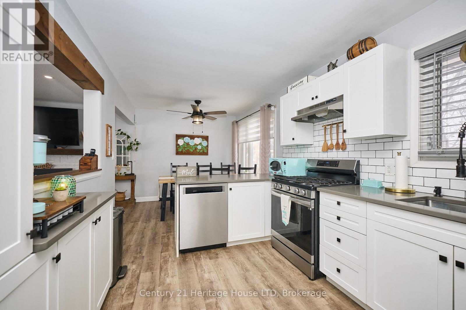 8845 Banting Avenue, Niagara Falls (Chippawa), Ontario  L2G 7A1 - Photo 16 - X12732946