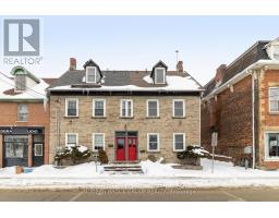35 PERTH STREET, Brockville, Ontario