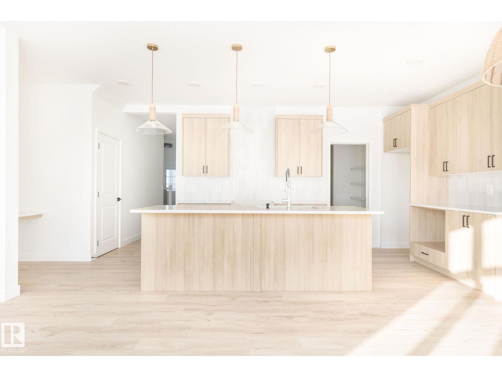 20624 43 Av Nw, Edmonton, Alberta  T6M 3E3 - Photo 4 - E4468357