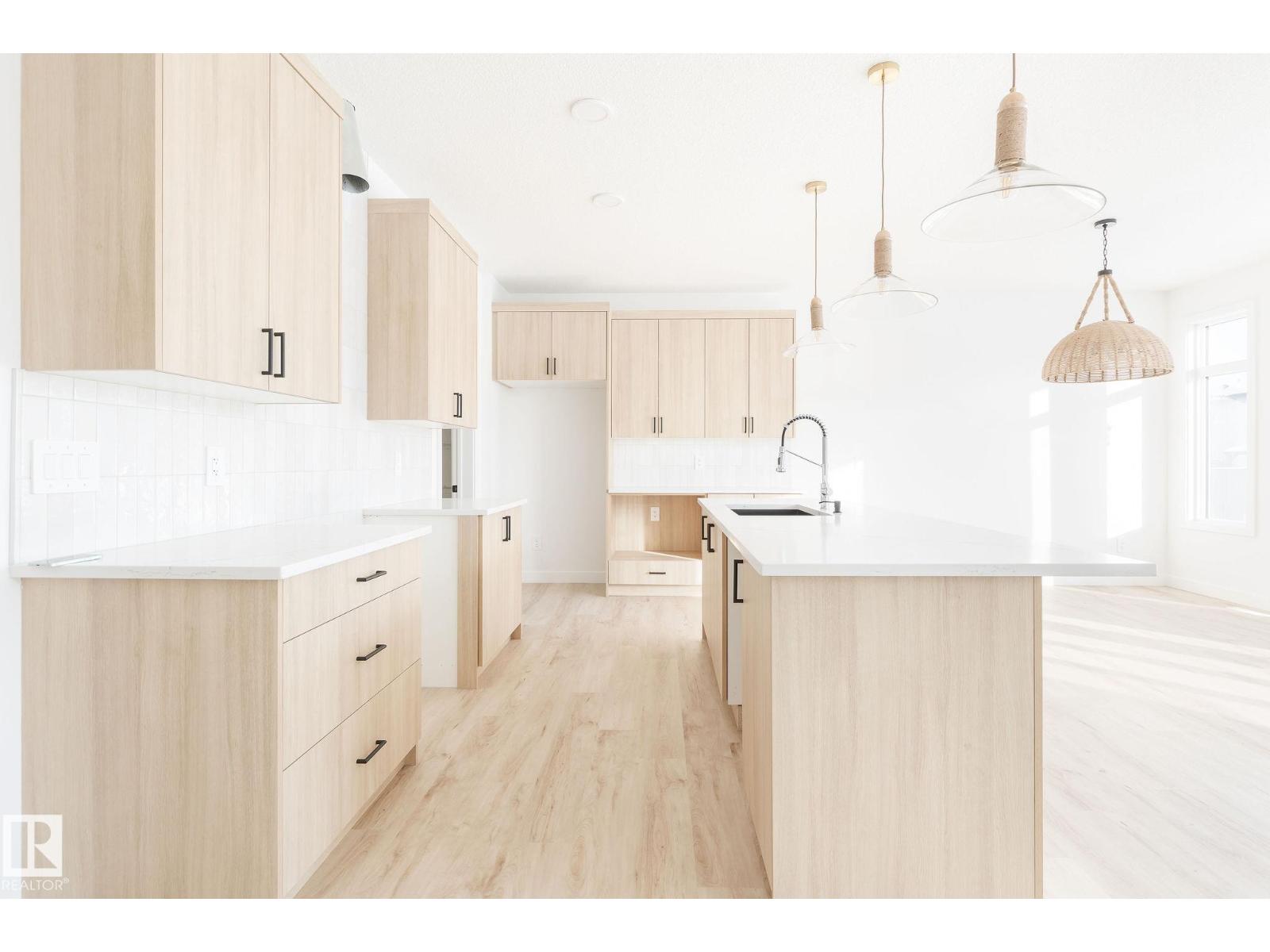 20624 43 Av Nw, Edmonton, Alberta  T6M 3E3 - Photo 6 - E4468357