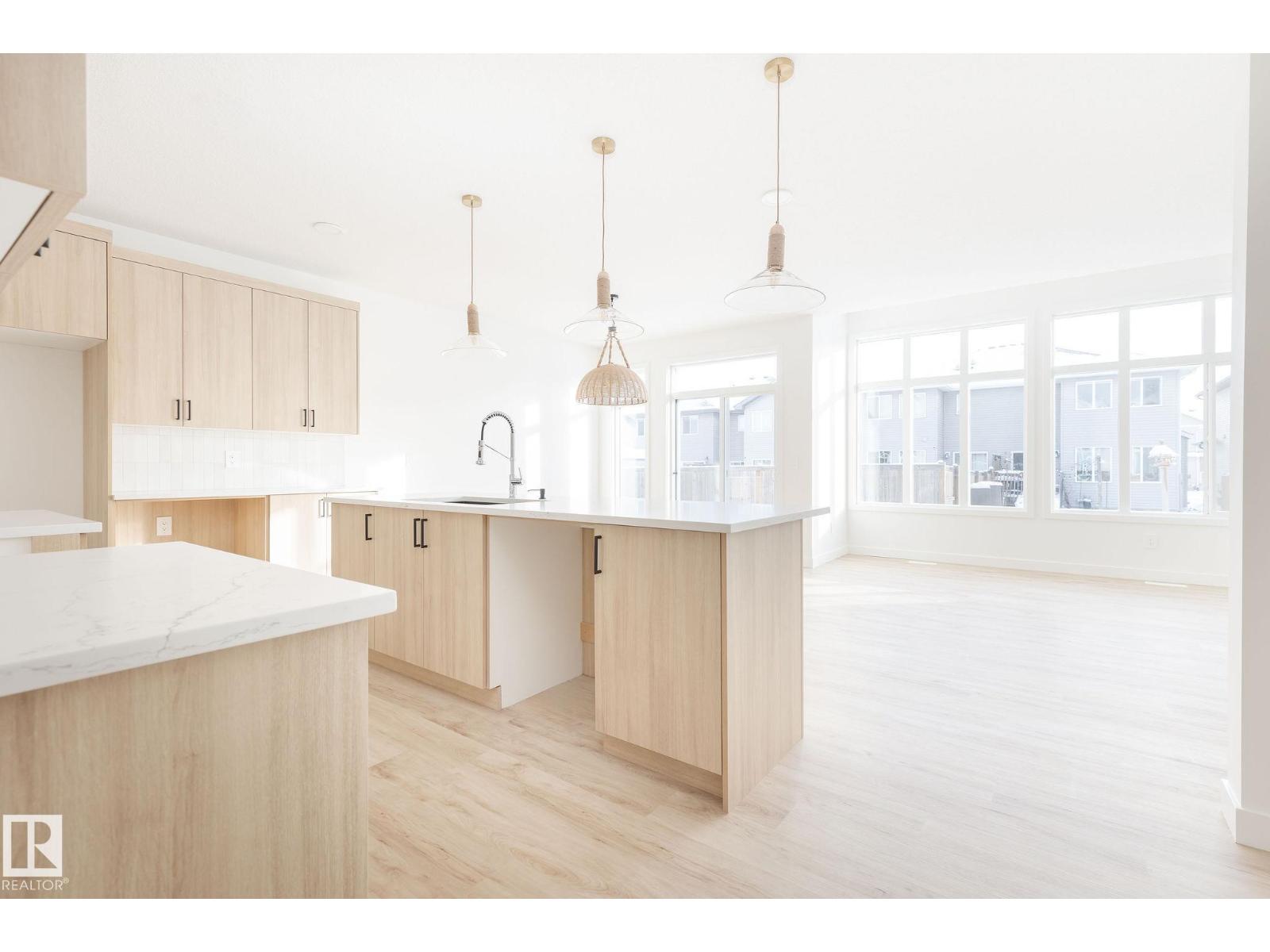 20624 43 Av Nw, Edmonton, Alberta  T6M 3E3 - Photo 5 - E4468357