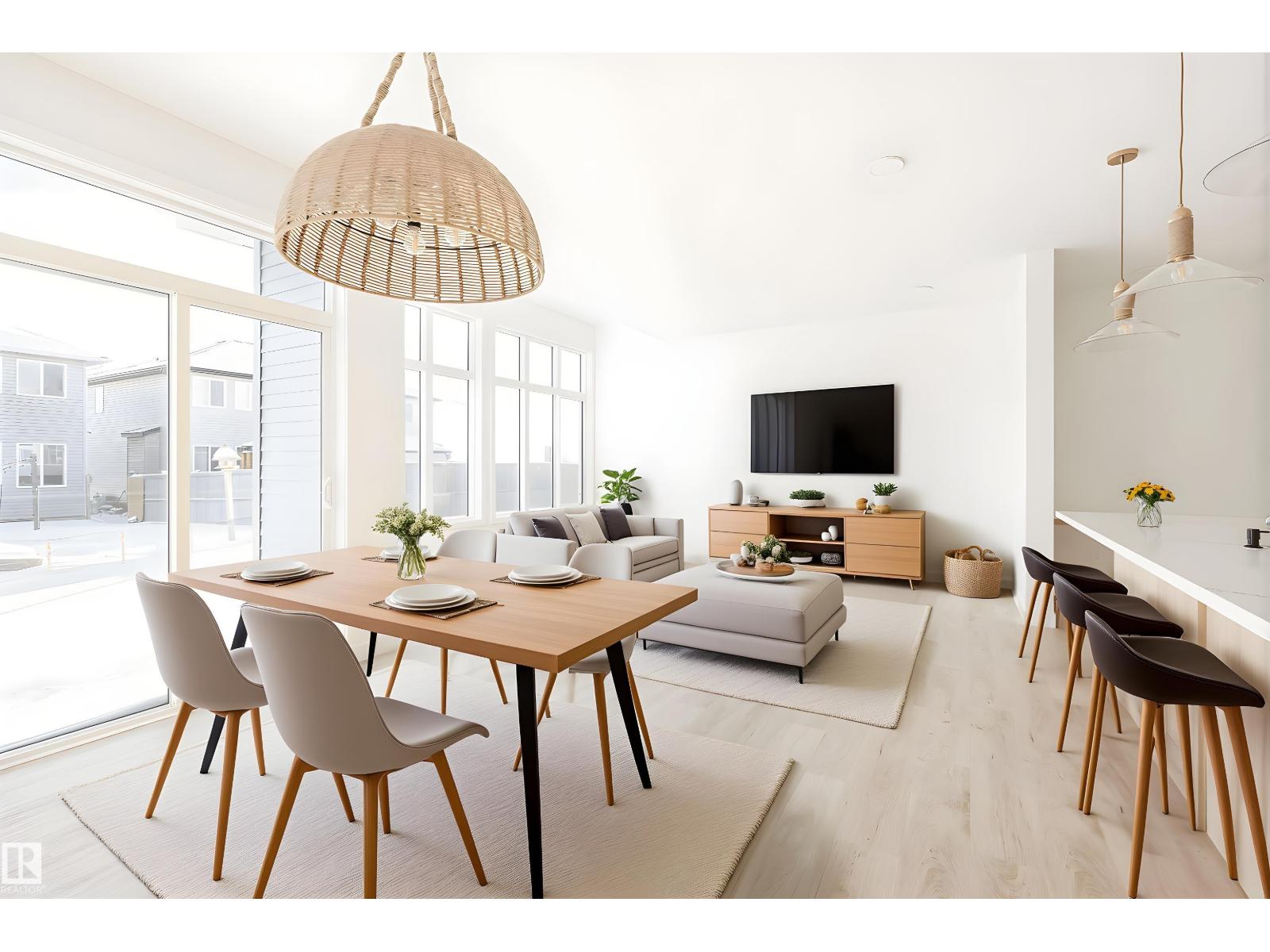 20624 43 AV NW, Edmonton, Alberta