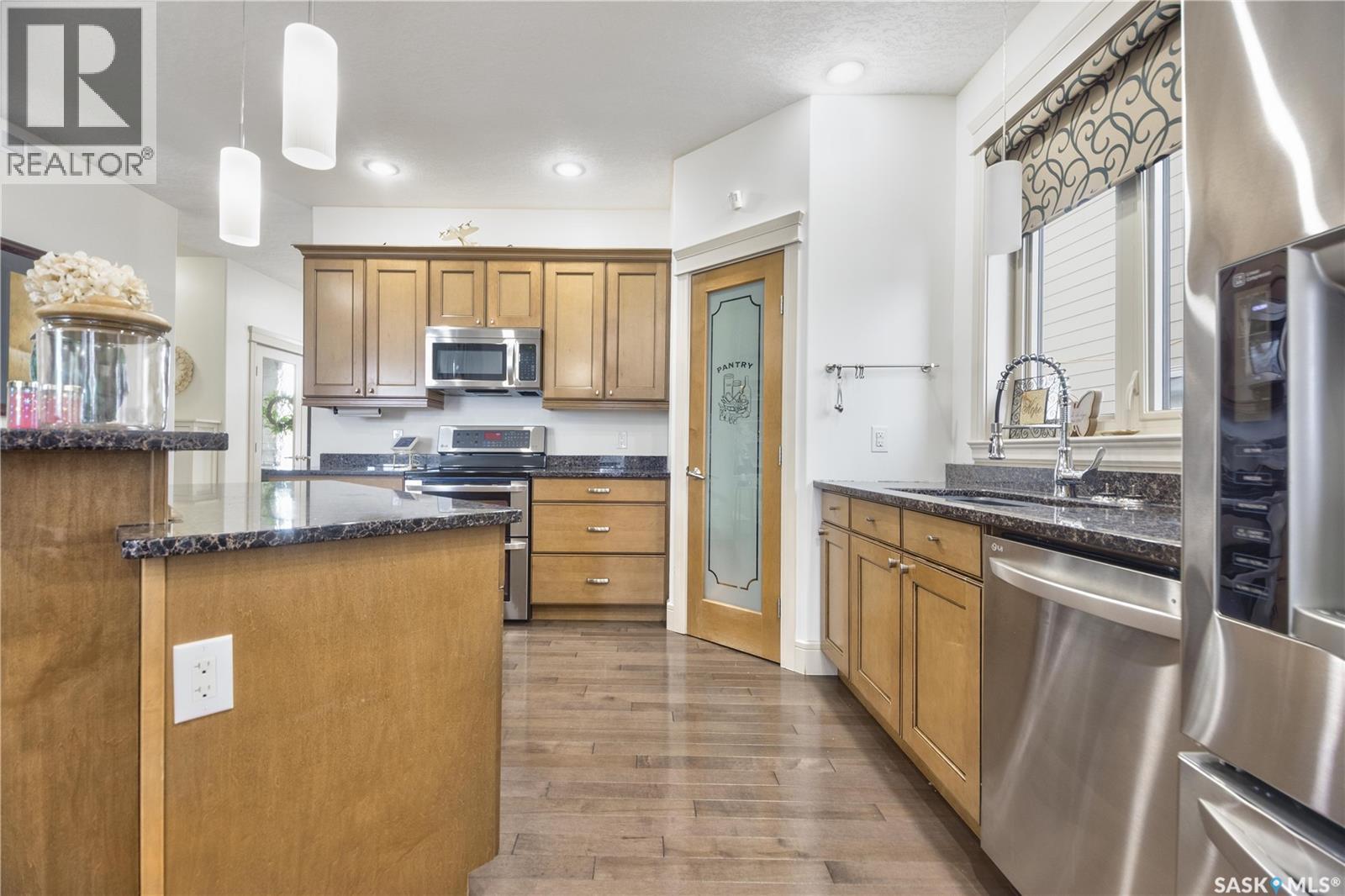 2966 Lakeview Drive, Prince Albert, Saskatchewan  S6W 0A4 - Photo 7 - SK024620