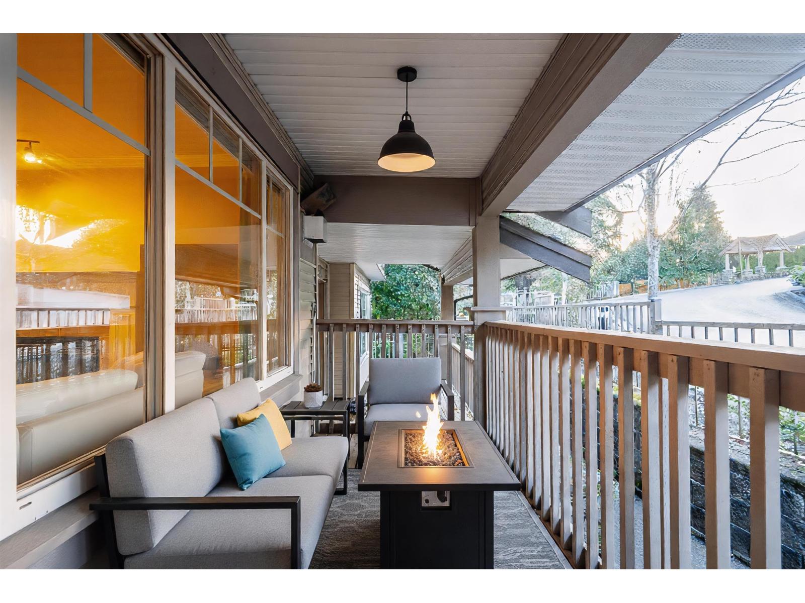 25 6238 192 Street, Surrey, British Columbia  V3S 0S2 - Photo 2 - R3082421