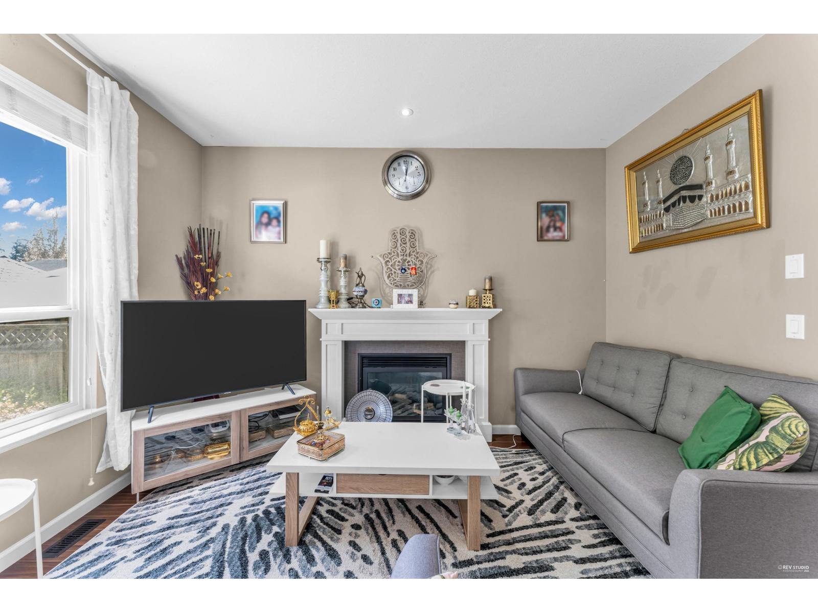 6940 208a Street, Langley, British Columbia  V2Y 0G1 - Photo 11 - R3083357