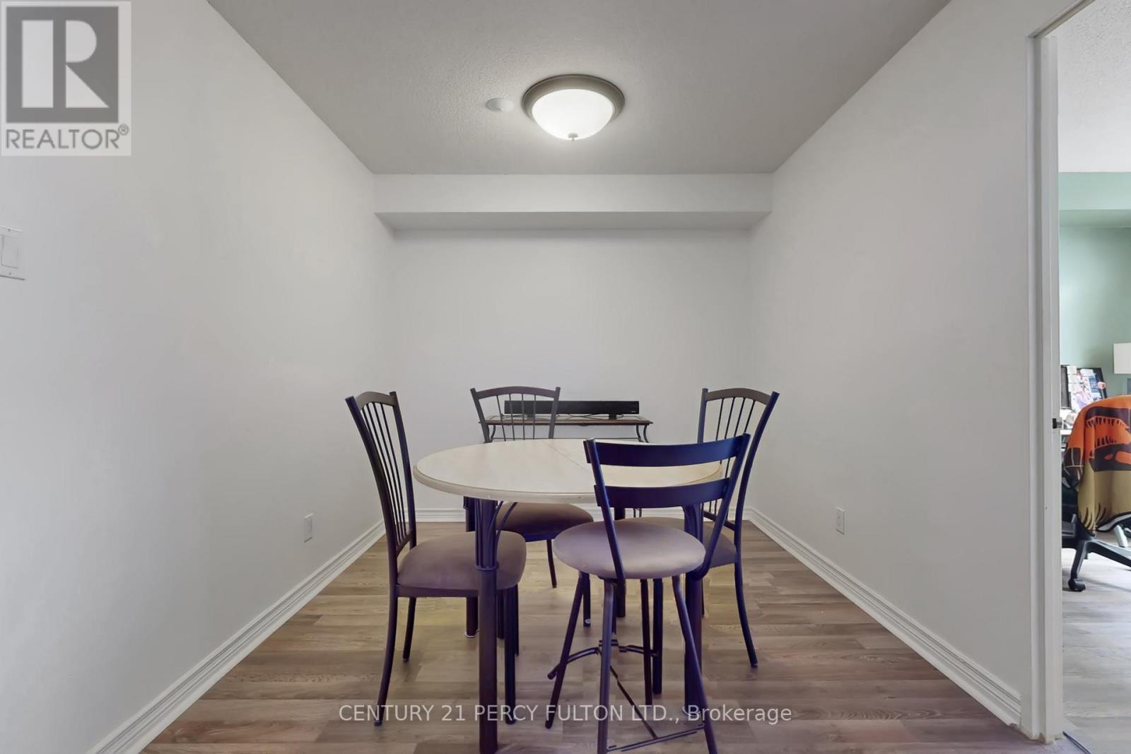 703 - 736 Bay Street, Toronto, Ontario  M5G 2M4 - Photo 18 - C12732852