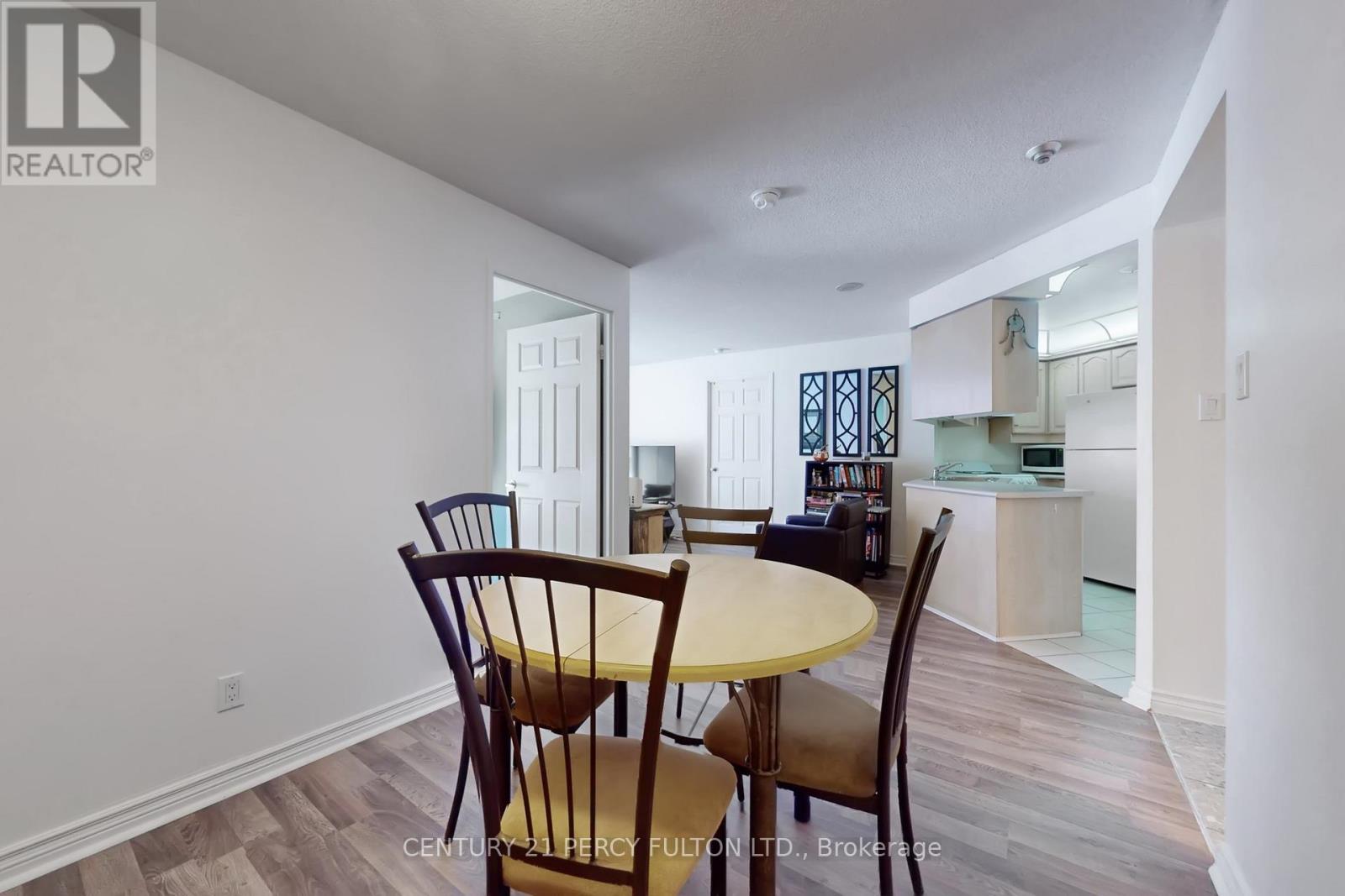 703 - 736 Bay Street, Toronto, Ontario  M5G 2M4 - Photo 21 - C12732852