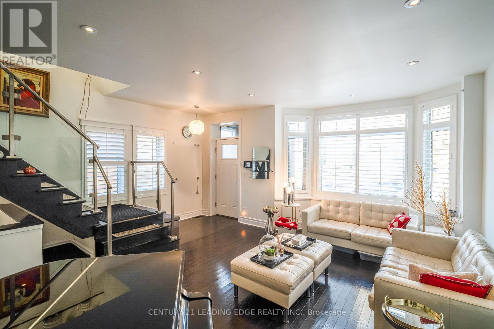 137 Parkview Avenue, Toronto, Ontario  M2N 3Y6 - Photo 4 - C12732872