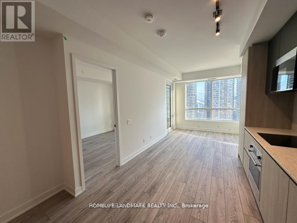 2507 - 108 Peter Street, Toronto, Ontario  M5V 2G7 - Photo 2 - C12732880