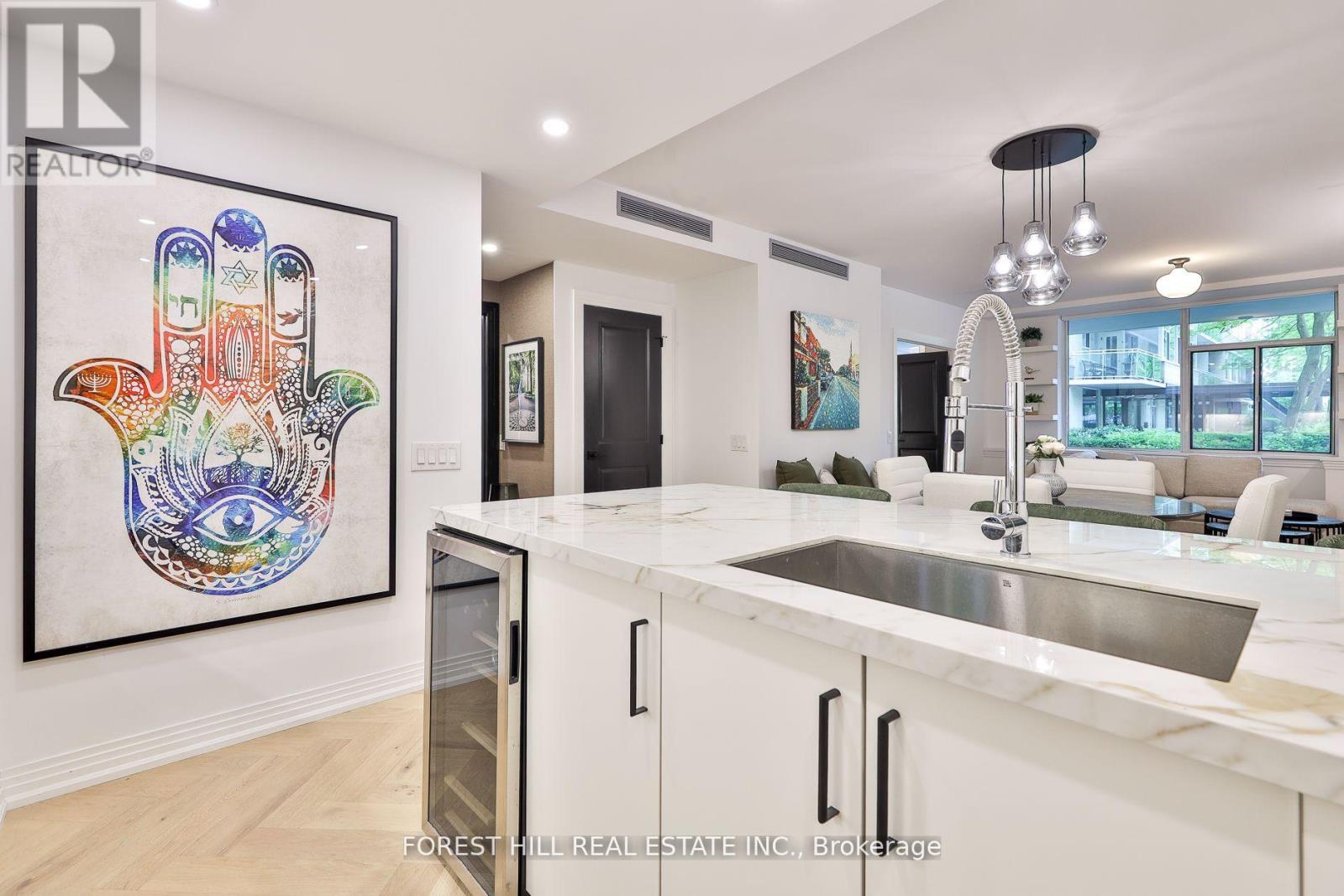 129 - 1 Benvenuto Place, Toronto, Ontario  M4V 2L1 - Photo 16 - C12732972