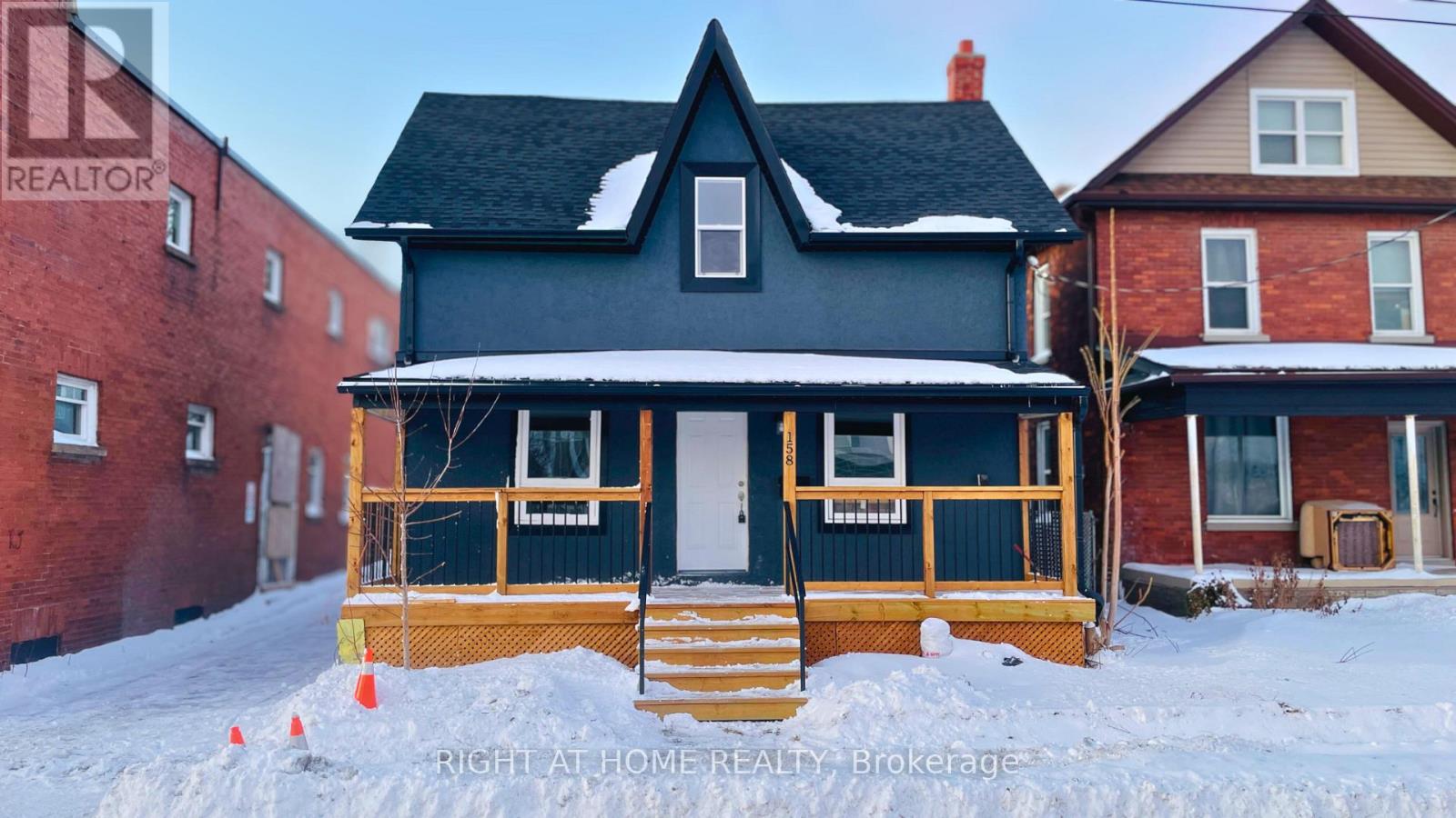 158 WILLIAM STREET E, Oshawa, Ontario