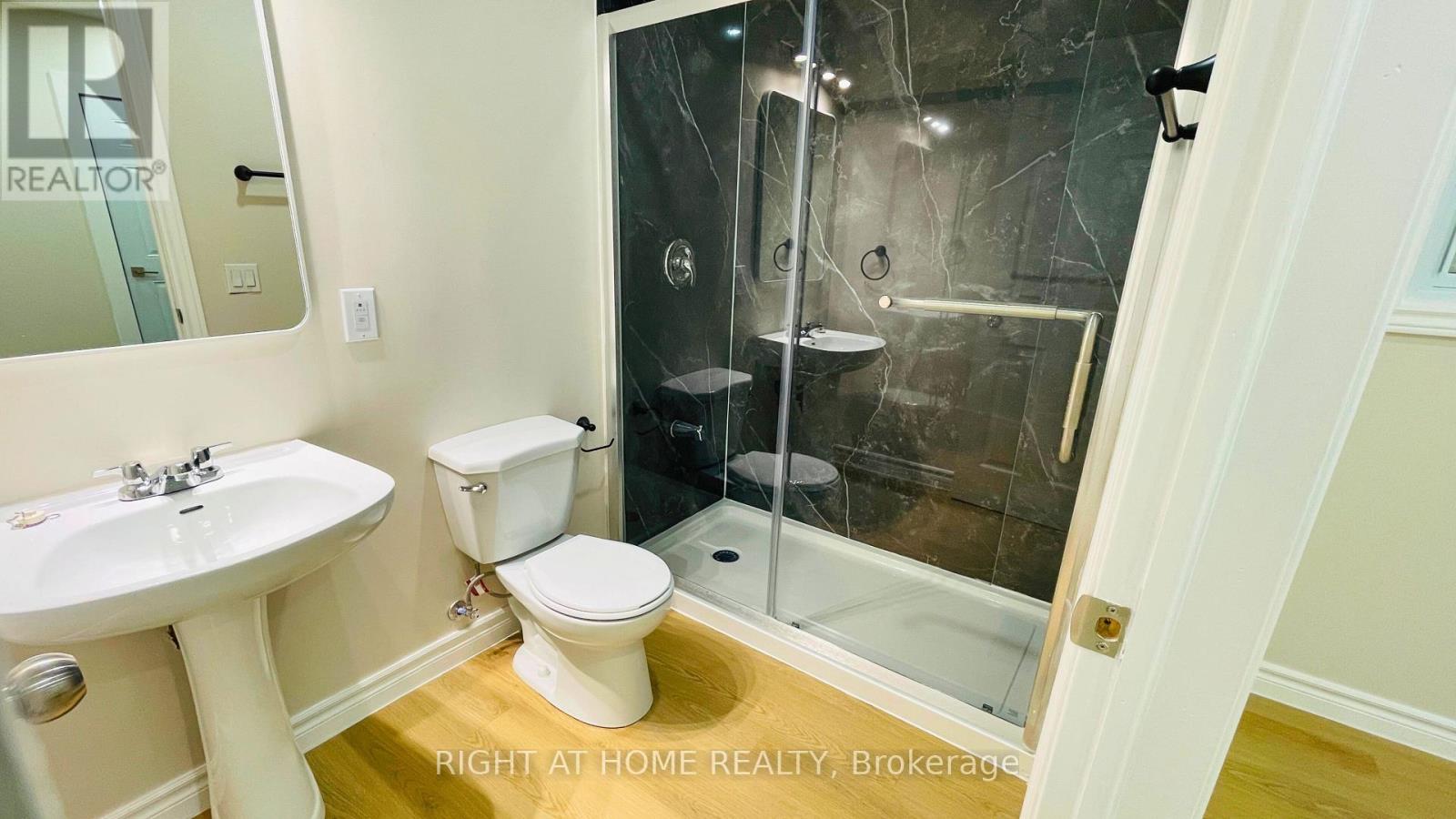 158 William Street E, Oshawa, Ontario  L1G 1K6 - Photo 11 - E12732958