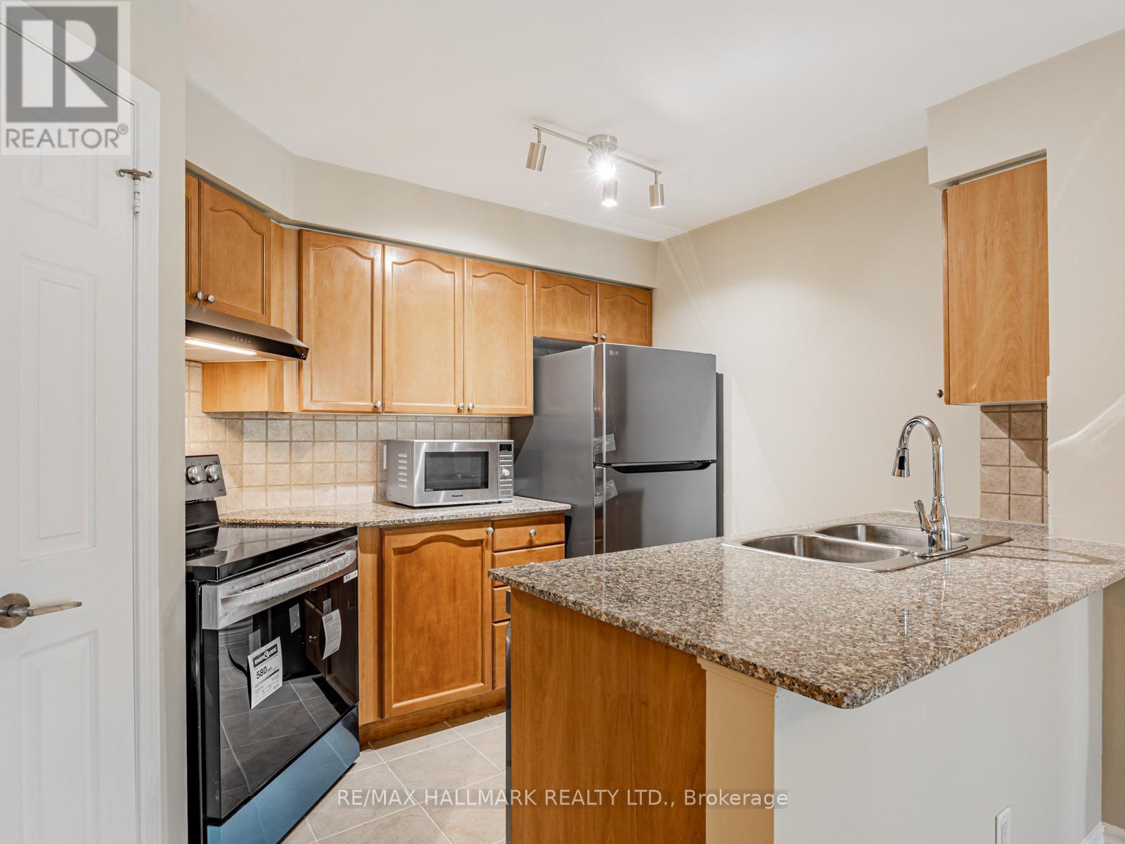 2411 - 83 Borough Drive, Toronto, Ontario  M1P 5E4 - Photo 7 - E12732974