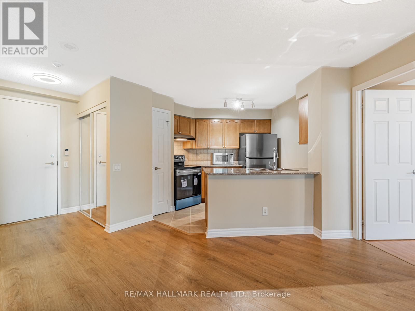 2411 - 83 Borough Drive, Toronto, Ontario  M1P 5E4 - Photo 8 - E12732974