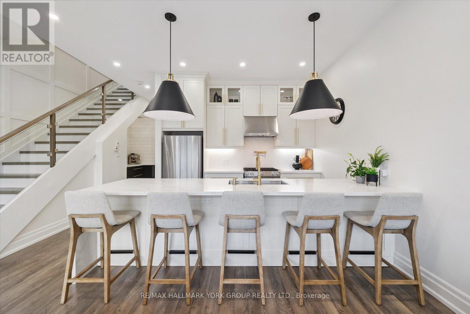 3753 Riva Avenue, Innisfil, Ontario  L9S 0L5 - Photo 6 - N12732876