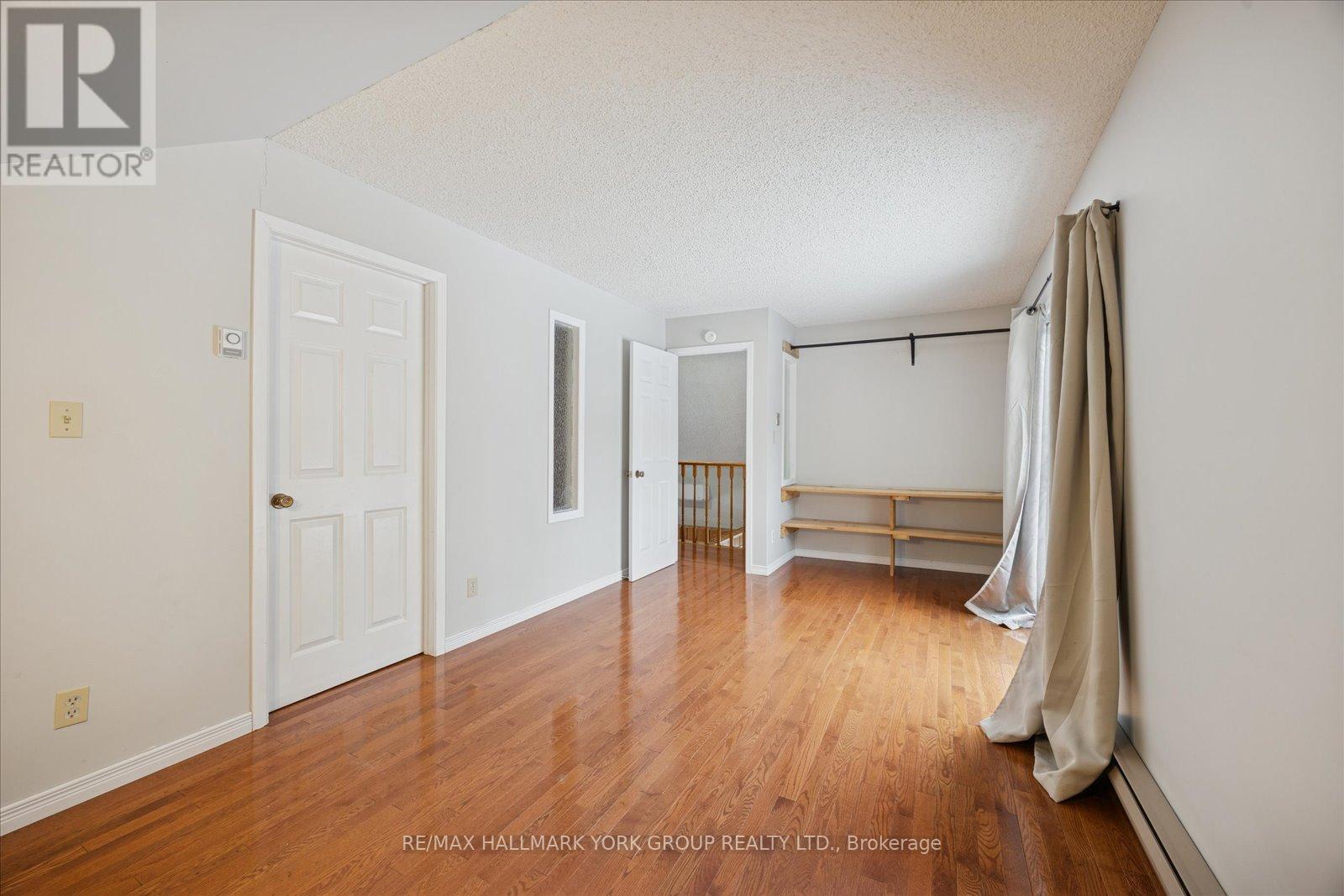 21 Pirita Road, Georgina, Ontario  L0C 1L0 - Photo 17 - N12732932