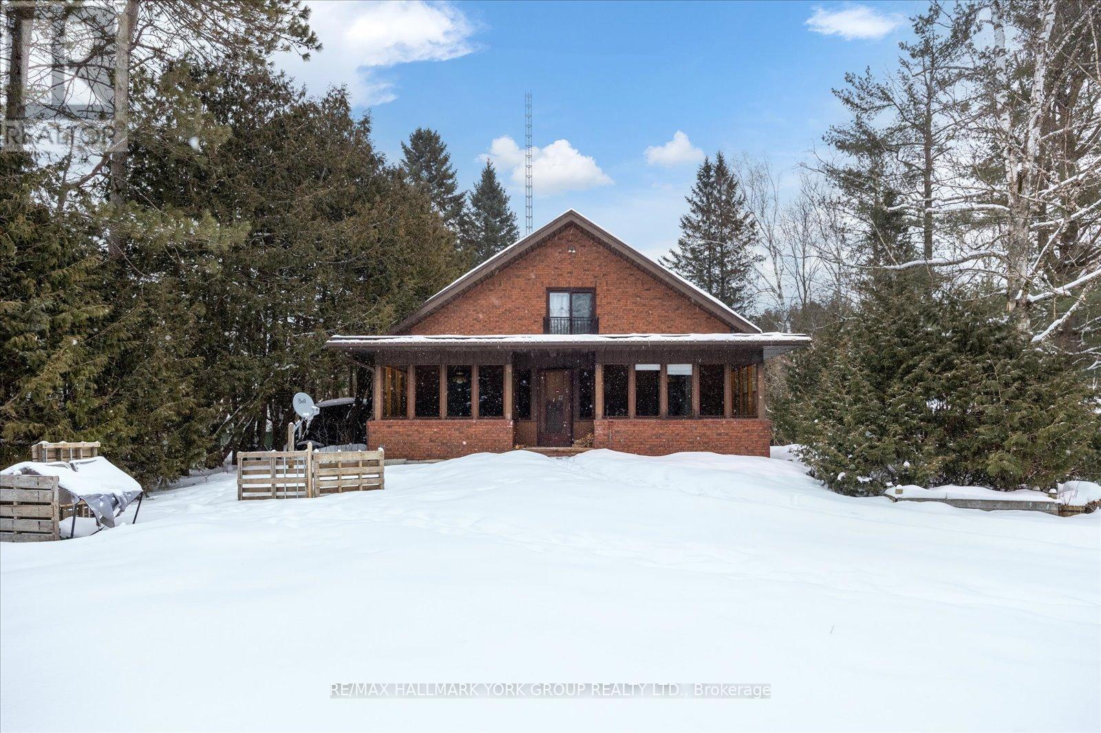 21 Pirita Road, Georgina, Ontario  L0C 1L0 - Photo 2 - N12732932