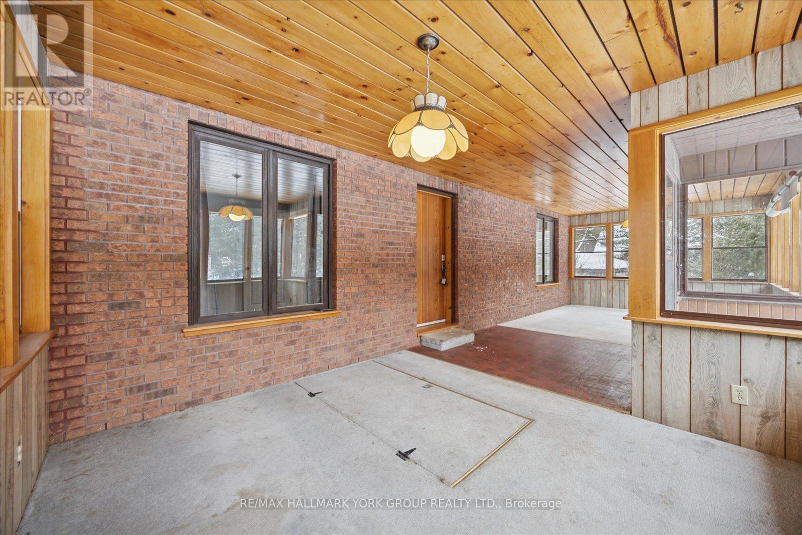 21 Pirita Road, Georgina, Ontario  L0C 1L0 - Photo 27 - N12732932