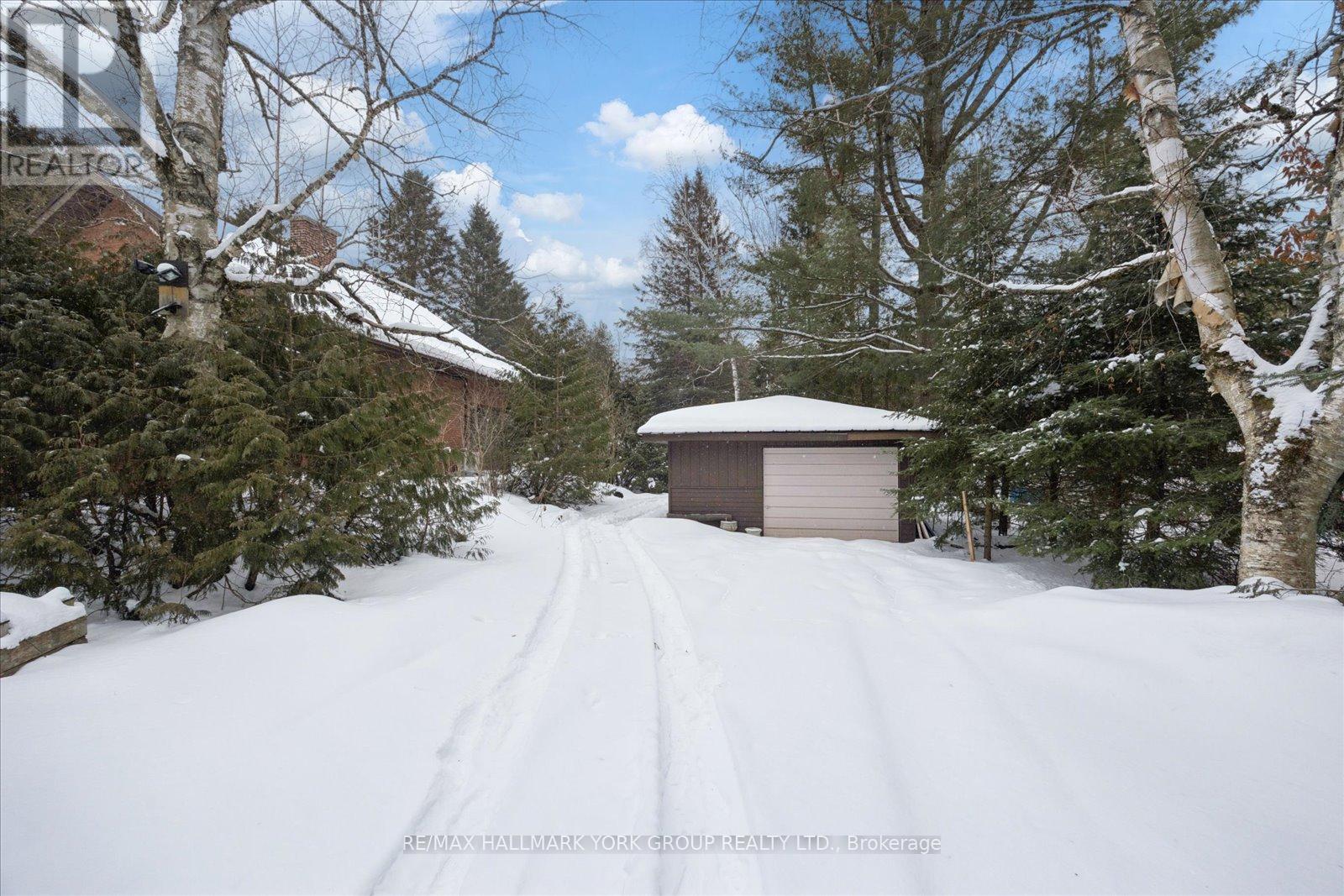 21 Pirita Road, Georgina, Ontario  L0C 1L0 - Photo 35 - N12732932