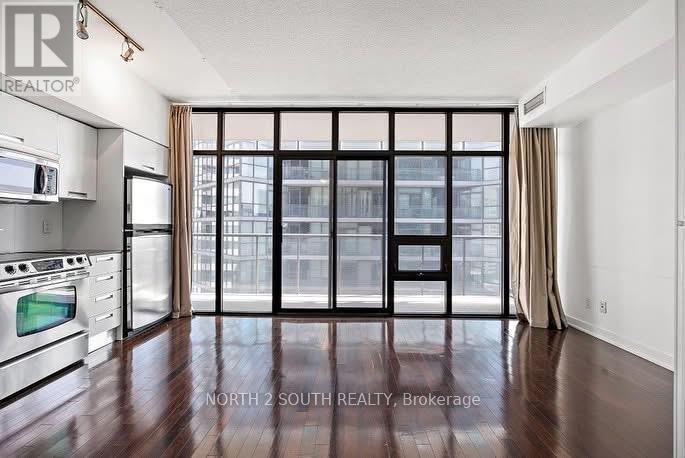 3309 - 33 CHARLES STREET E, Toronto, Ontario