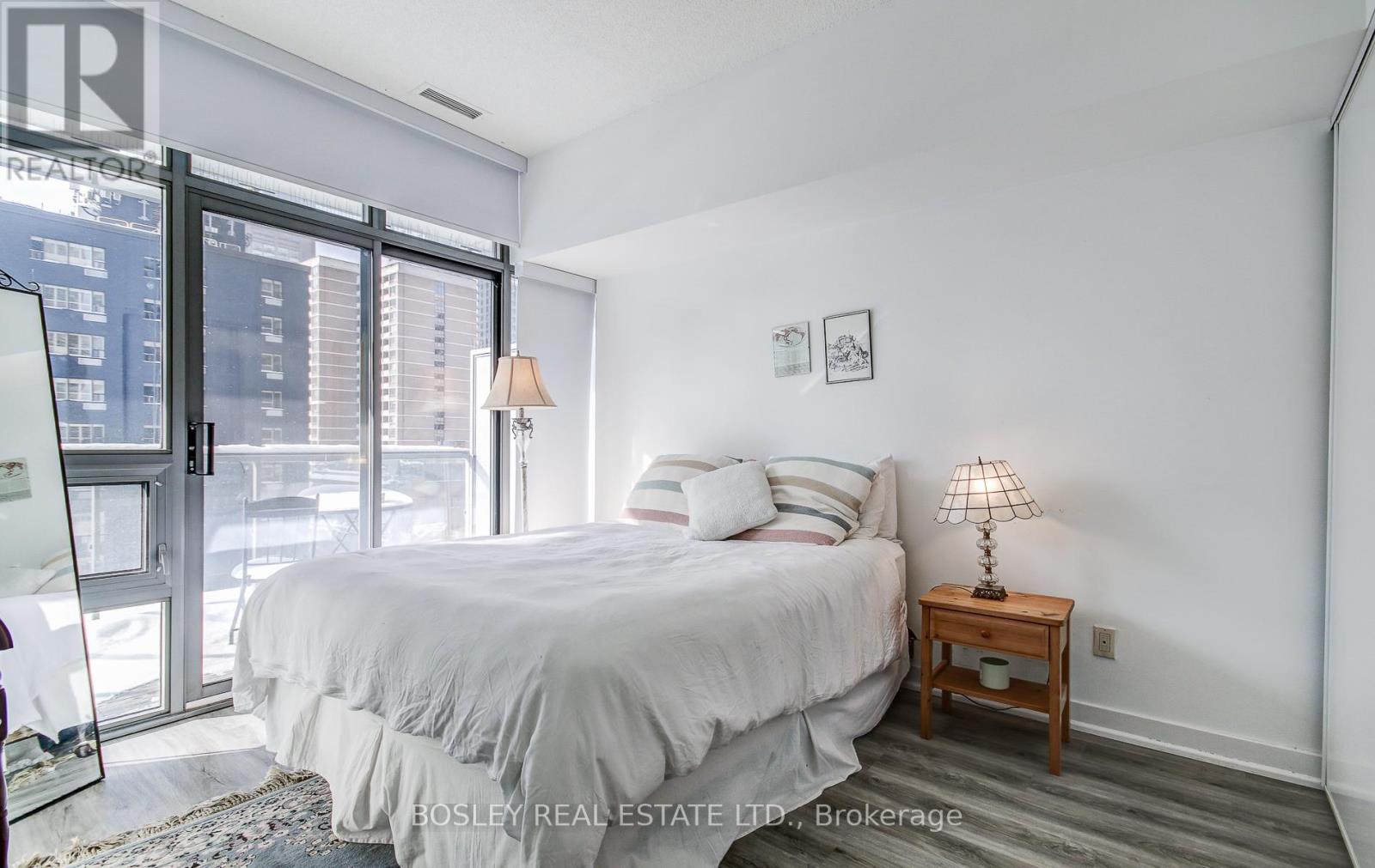 608 - 33 Charles Street E, Toronto, Ontario  M4Y 0A2 - Photo 38 - C12730456