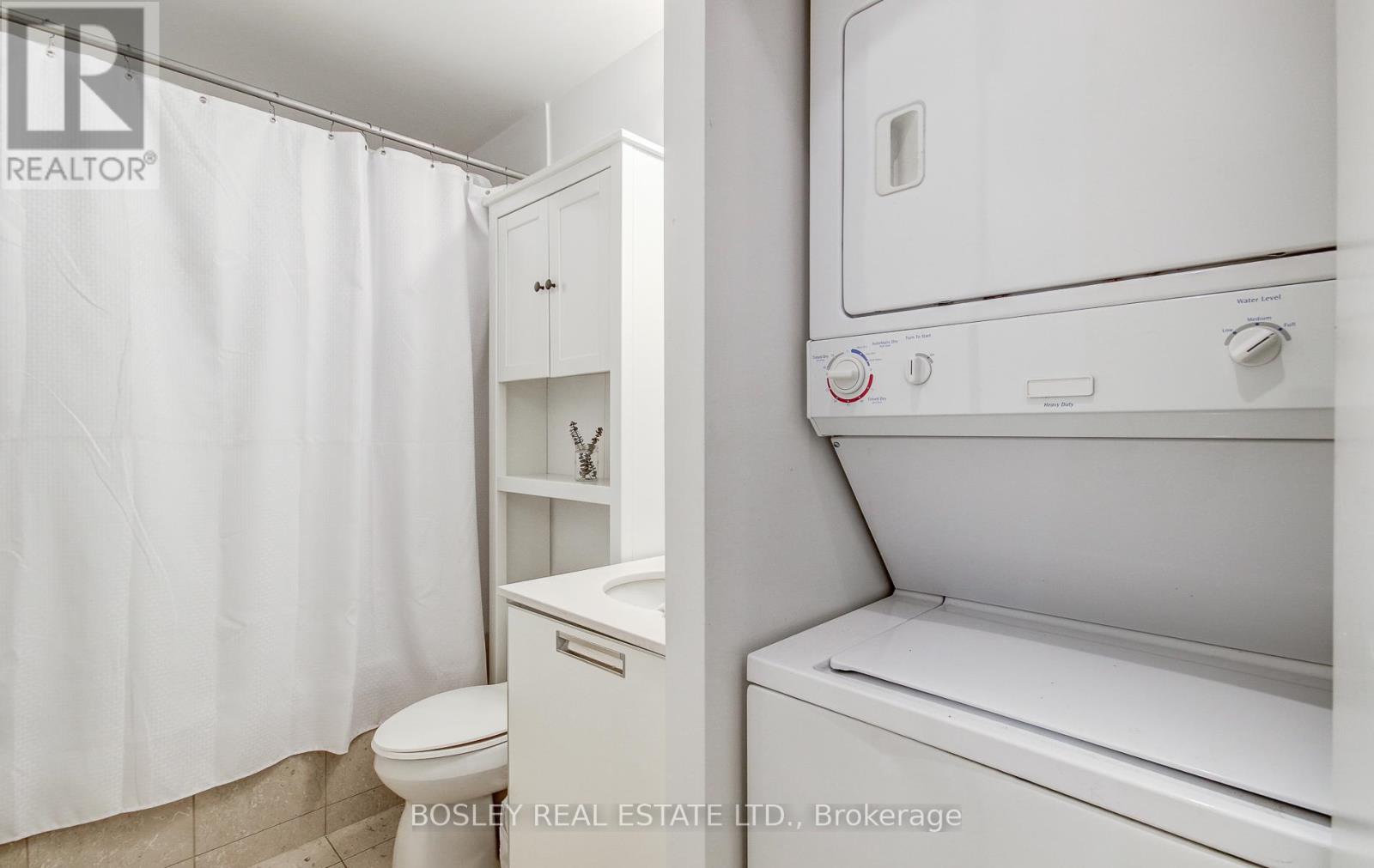 608 - 33 Charles Street E, Toronto, Ontario  M4Y 0A2 - Photo 44 - C12730456