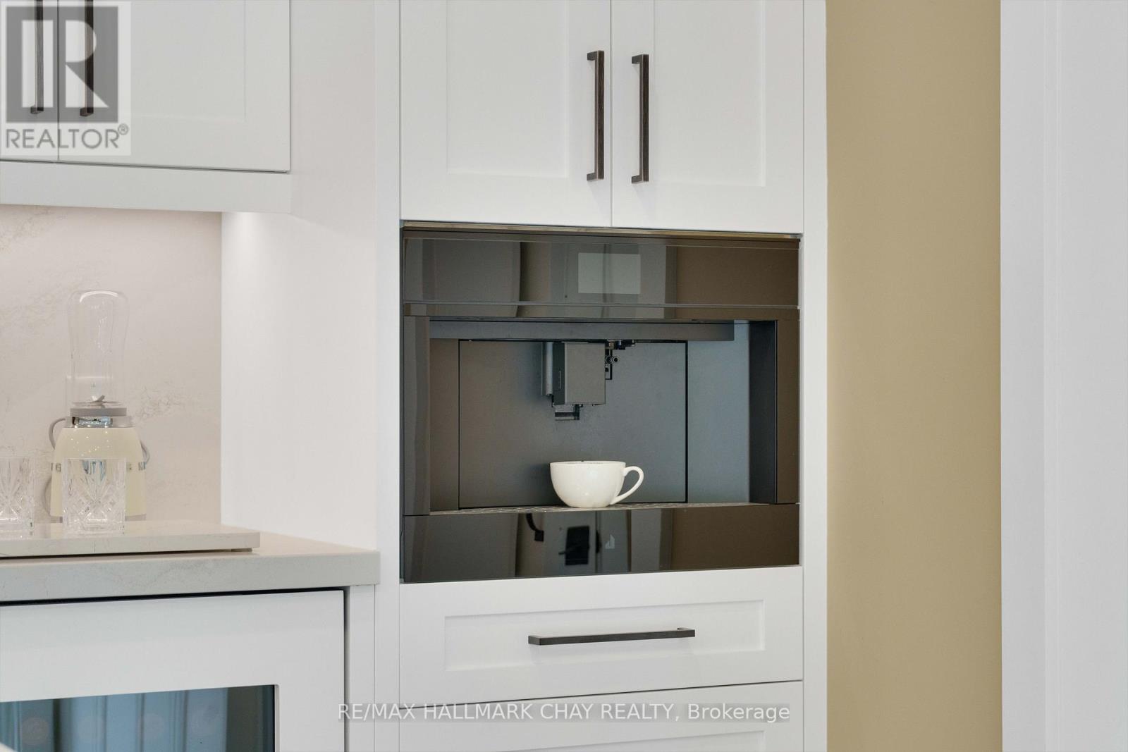 11 Park Trail, Springwater, Ontario  L9X 0L3 - Photo 10 - S12732922