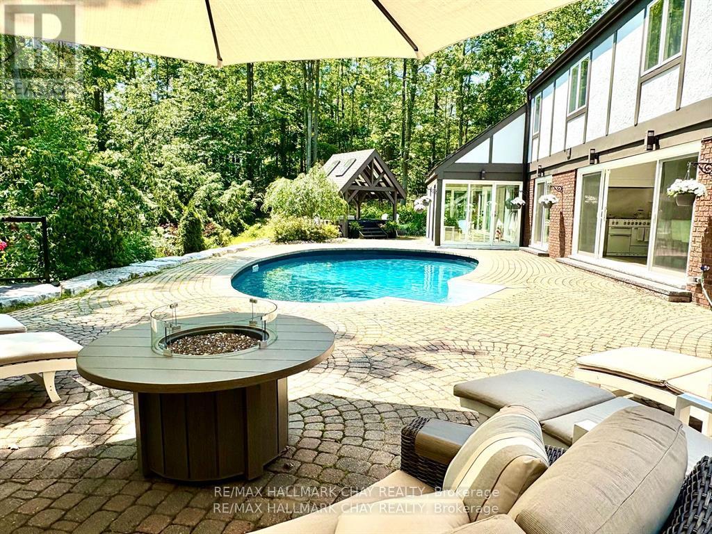 11 Park Trail, Springwater, Ontario  L9X 0L3 - Photo 3 - S12732922