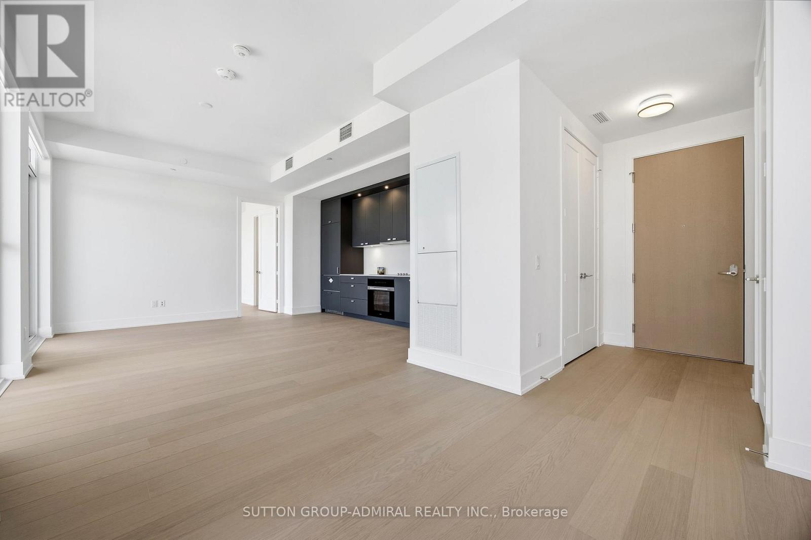 Lph16 - 399 Royal Orchard Boulevard, Markham, Ontario  L3T 0H3 - Photo 3 - N12723536