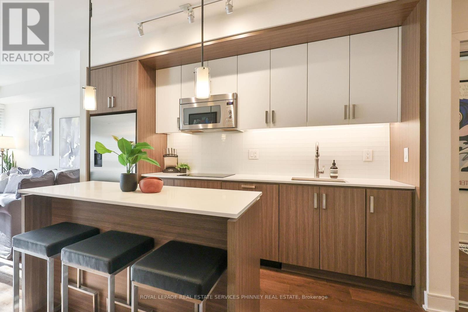 332 - 1575 Lakeshore Road W, Mississauga, Ontario  L5J 0B1 - Photo 5 - W12714462