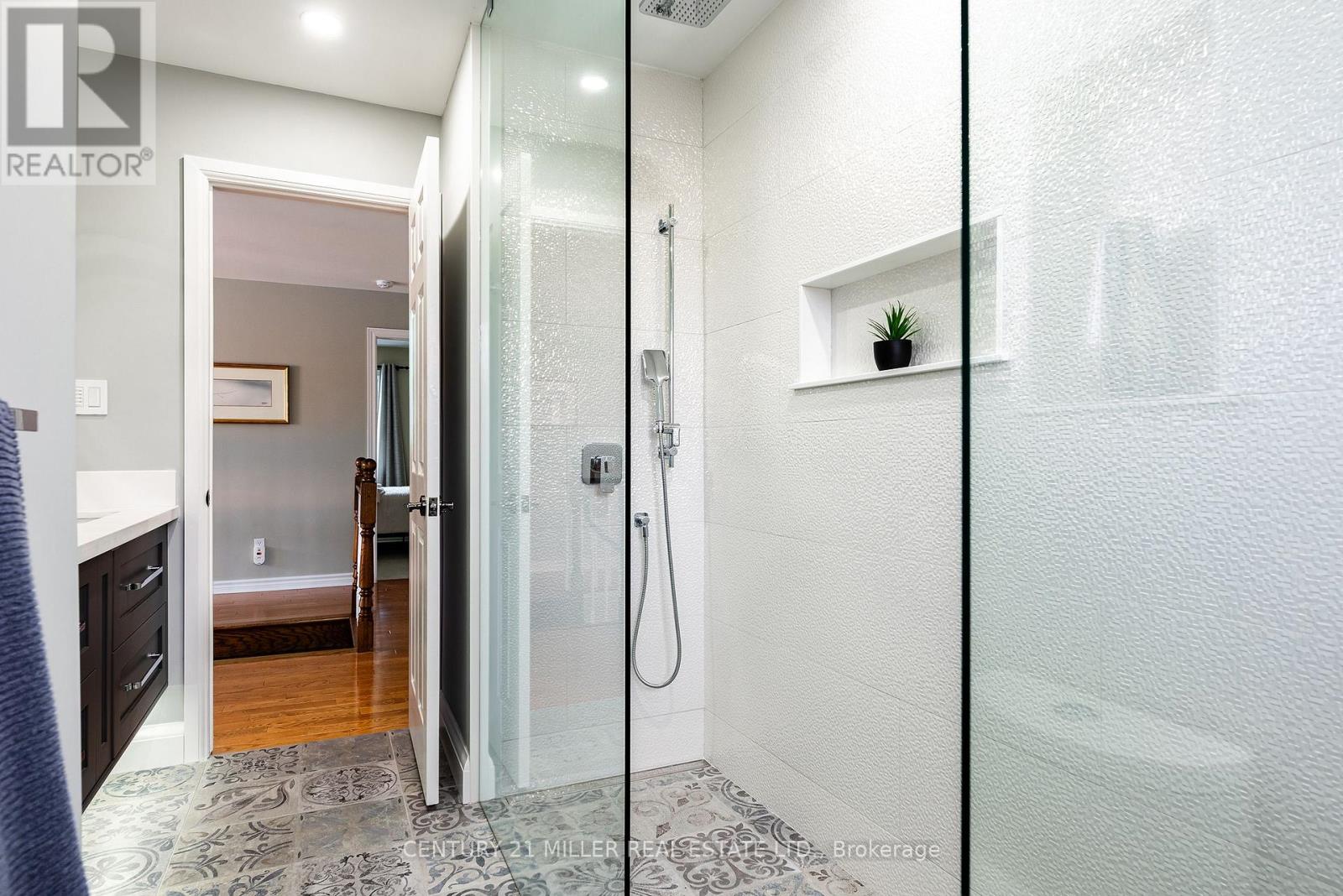 2224 Brays Lane, Oakville, Ontario  L6M 3J6 - Photo 26 - W12732850