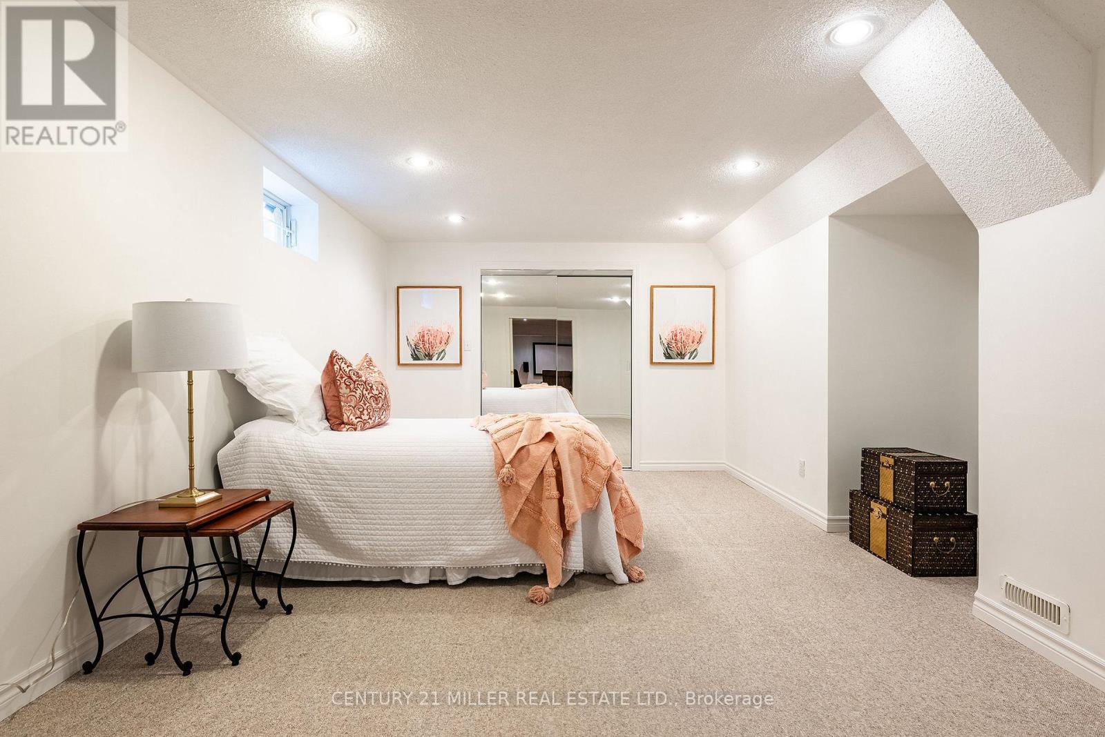 2224 Brays Lane, Oakville, Ontario  L6M 3J6 - Photo 33 - W12732850