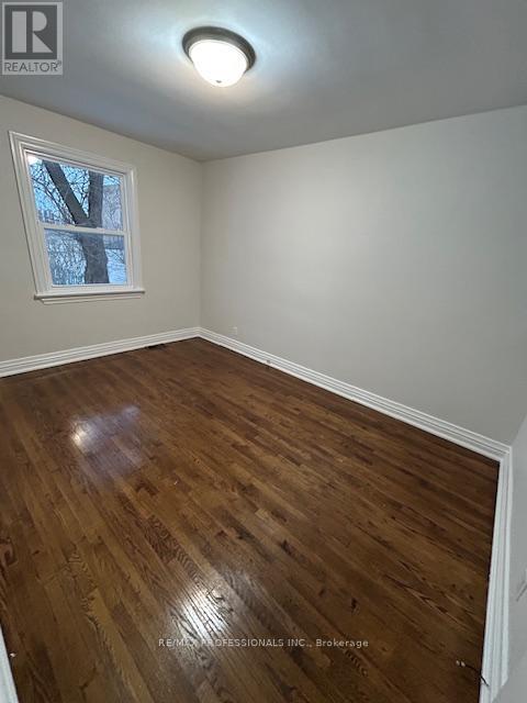 311 Thirtieth Street, Toronto, Ontario  M8W 3E4 - Photo 10 - W12732864