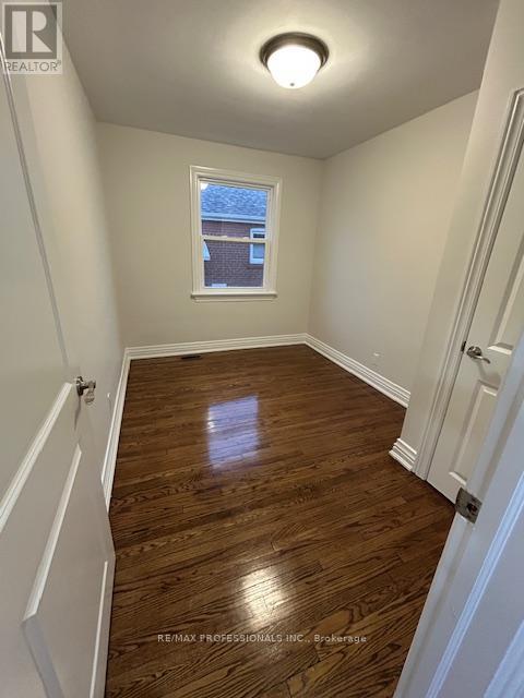 311 Thirtieth Street, Toronto, Ontario  M8W 3E4 - Photo 12 - W12732864