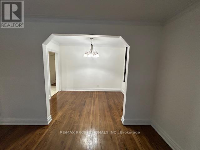 311 Thirtieth Street, Toronto, Ontario  M8W 3E4 - Photo 3 - W12732864