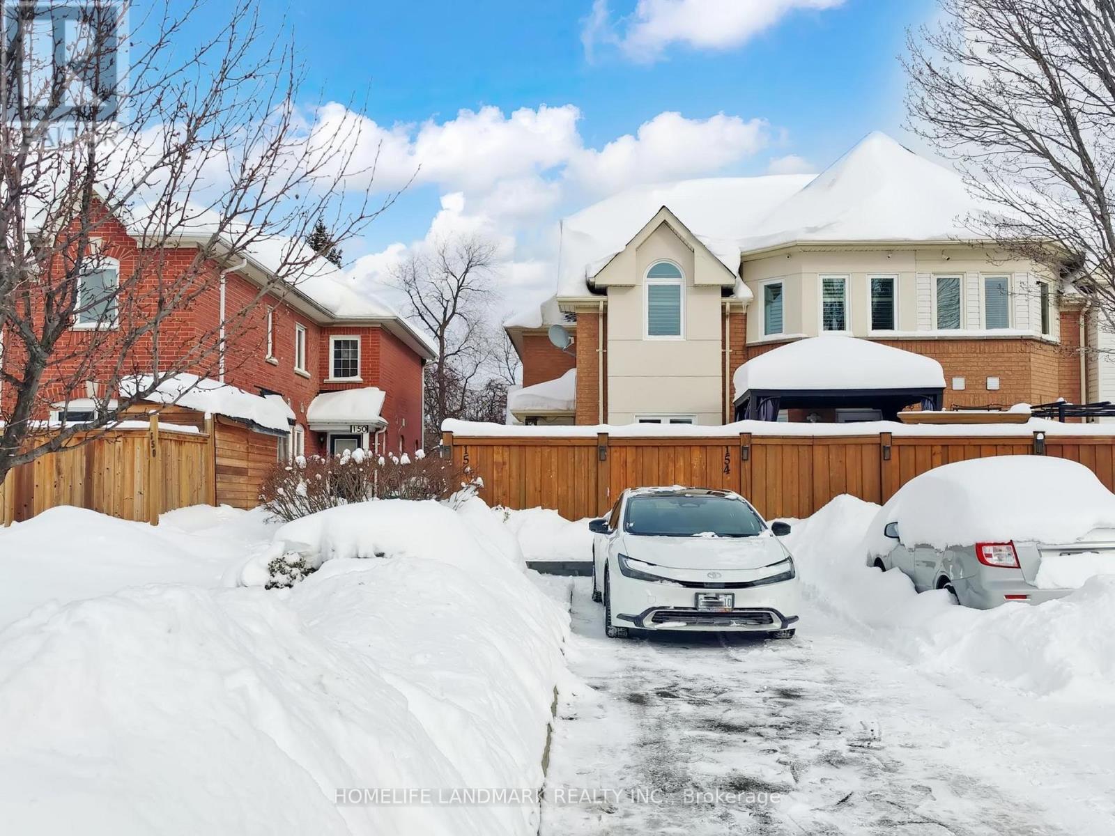 156 PRESSED BRICK DRIVE, Brampton, Ontario