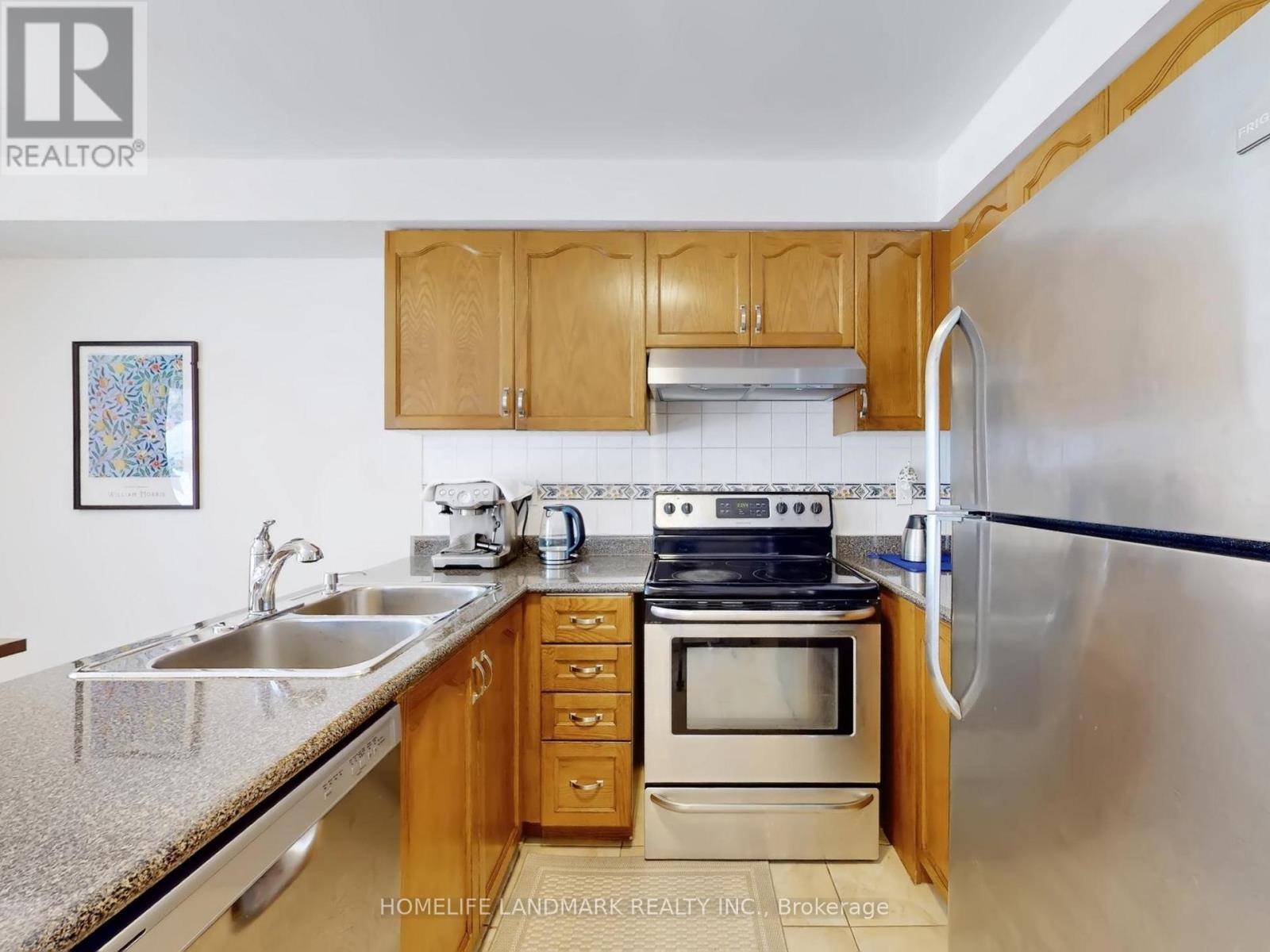 156 Pressed Brick Drive, Brampton, Ontario  L6V 4K6 - Photo 10 - W12732888