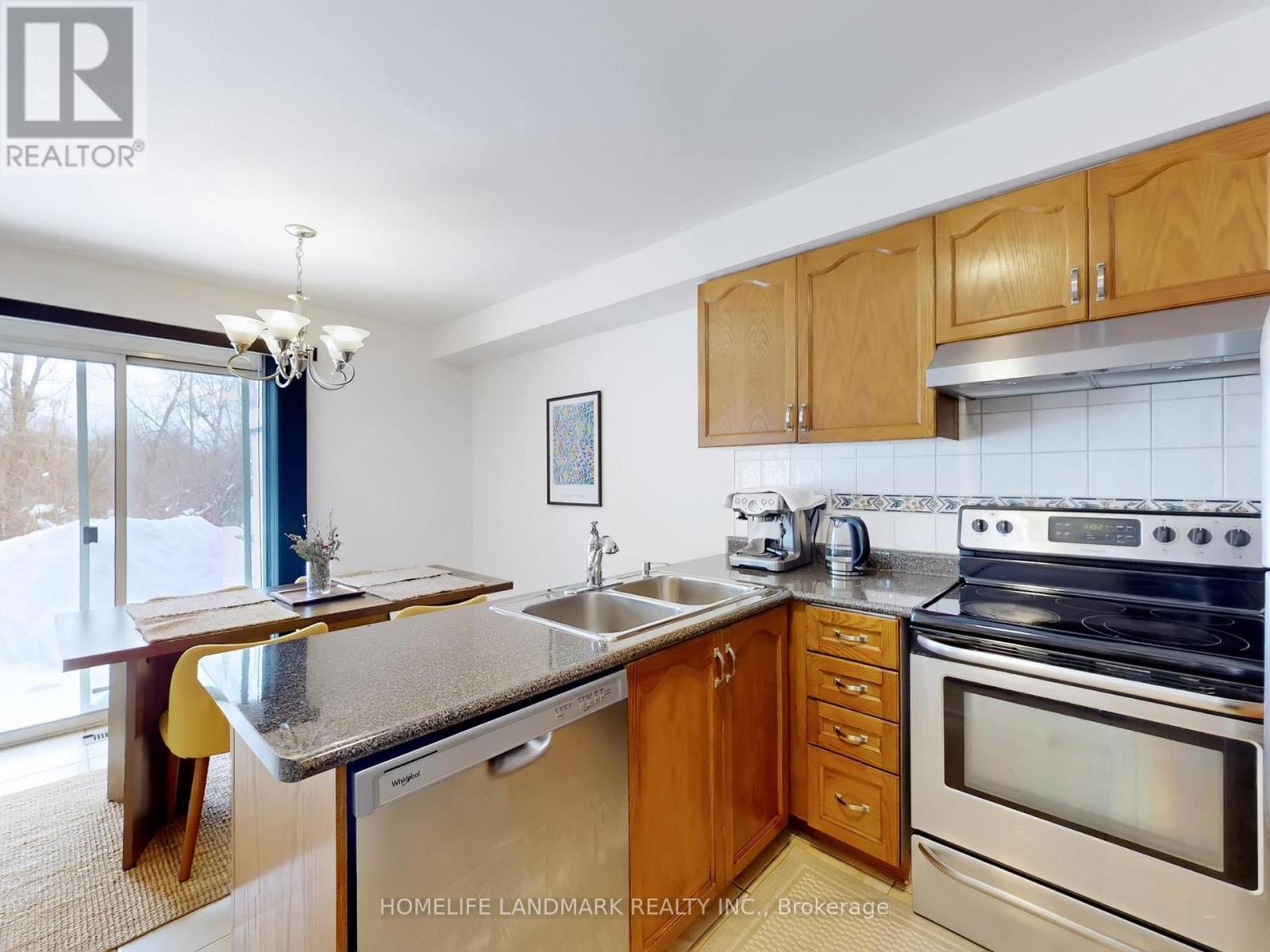 156 Pressed Brick Drive, Brampton, Ontario  L6V 4K6 - Photo 12 - W12732888